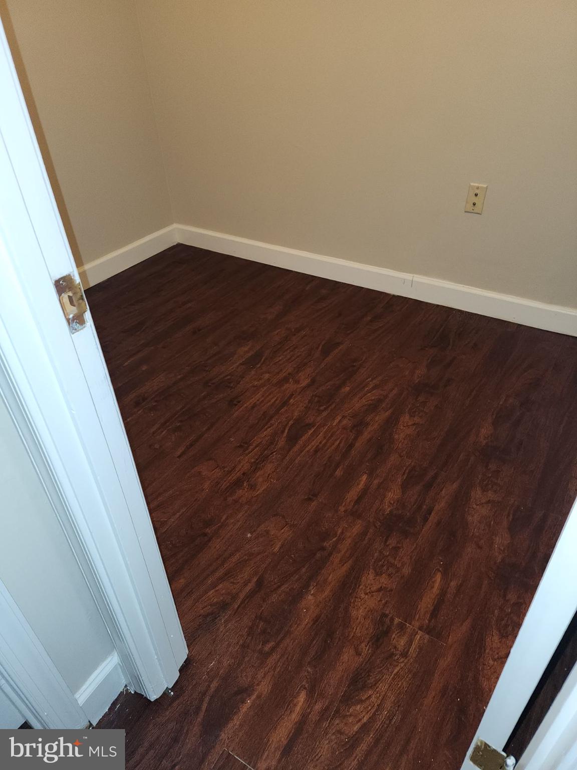 PRESIDENTIAL TOWERS - Residential