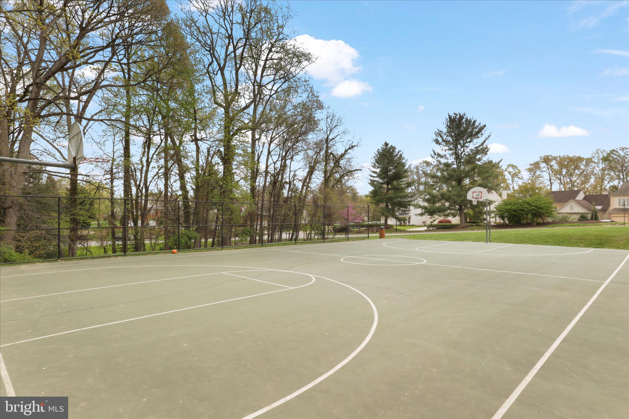 HEIGHTS AT PENDERBROOK - Residential Lease