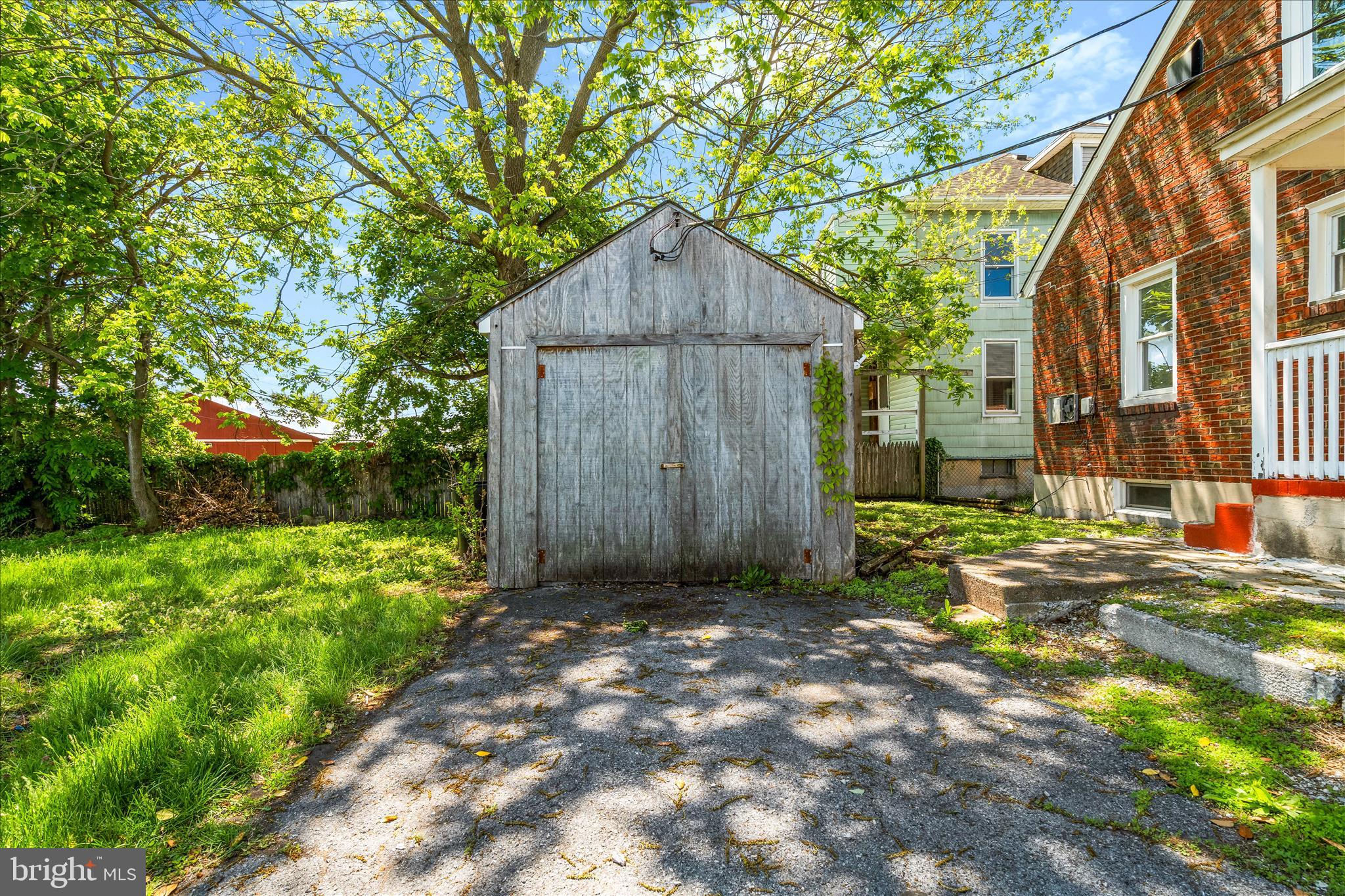 SOUTH HAGERSTOWN - Residential