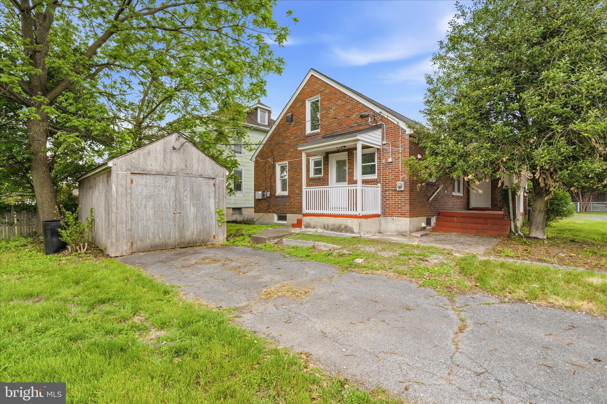 SOUTH HAGERSTOWN - Residential