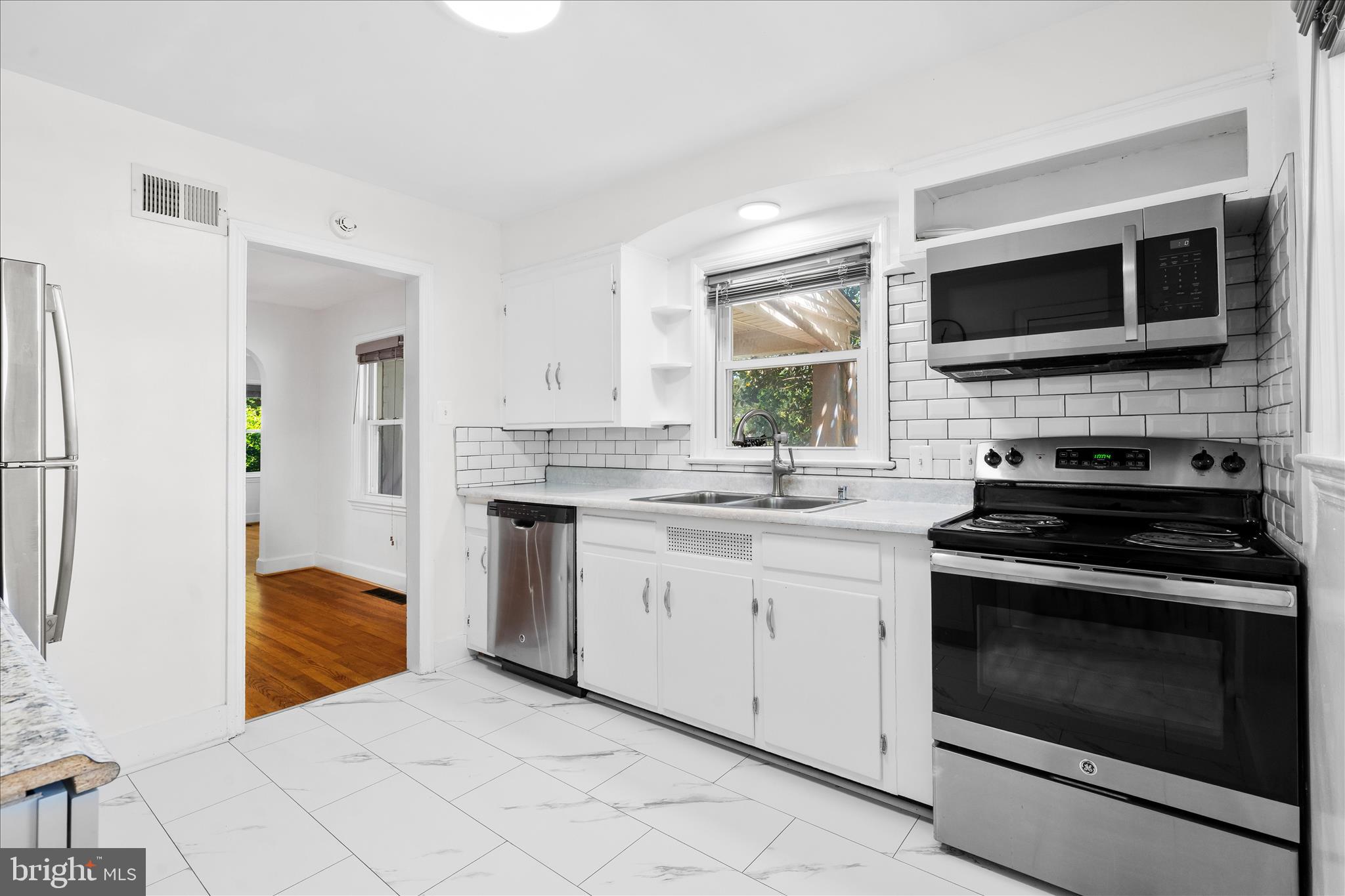 SOUTH HAGERSTOWN - Residential