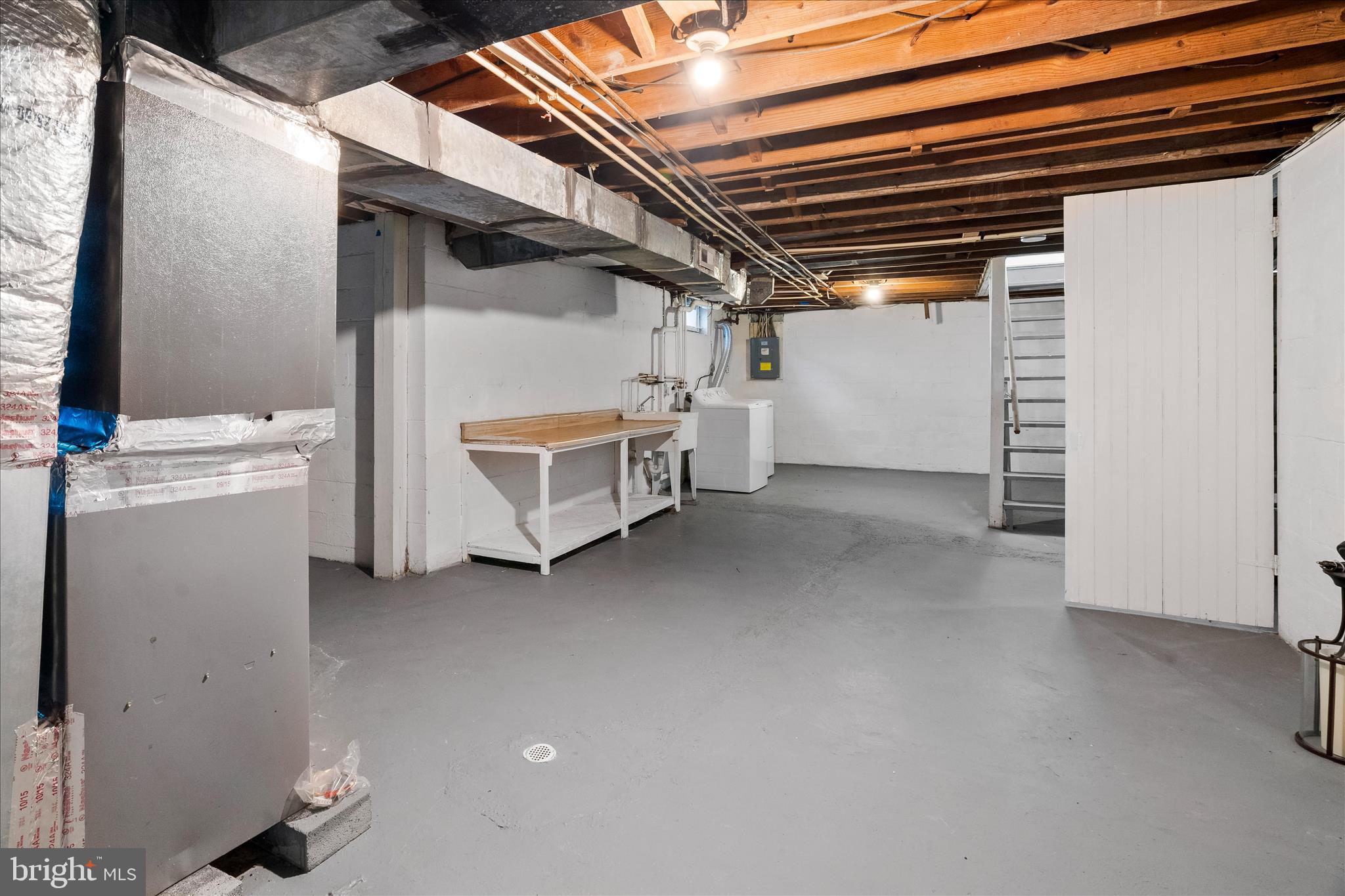SOUTH HAGERSTOWN - Residential