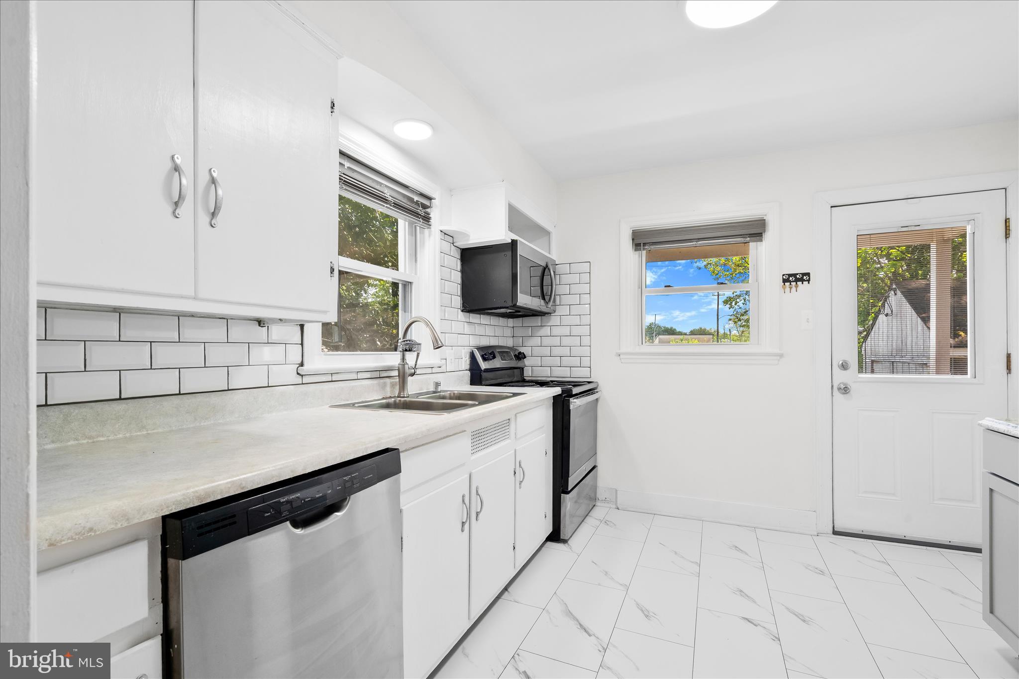 SOUTH HAGERSTOWN - Residential