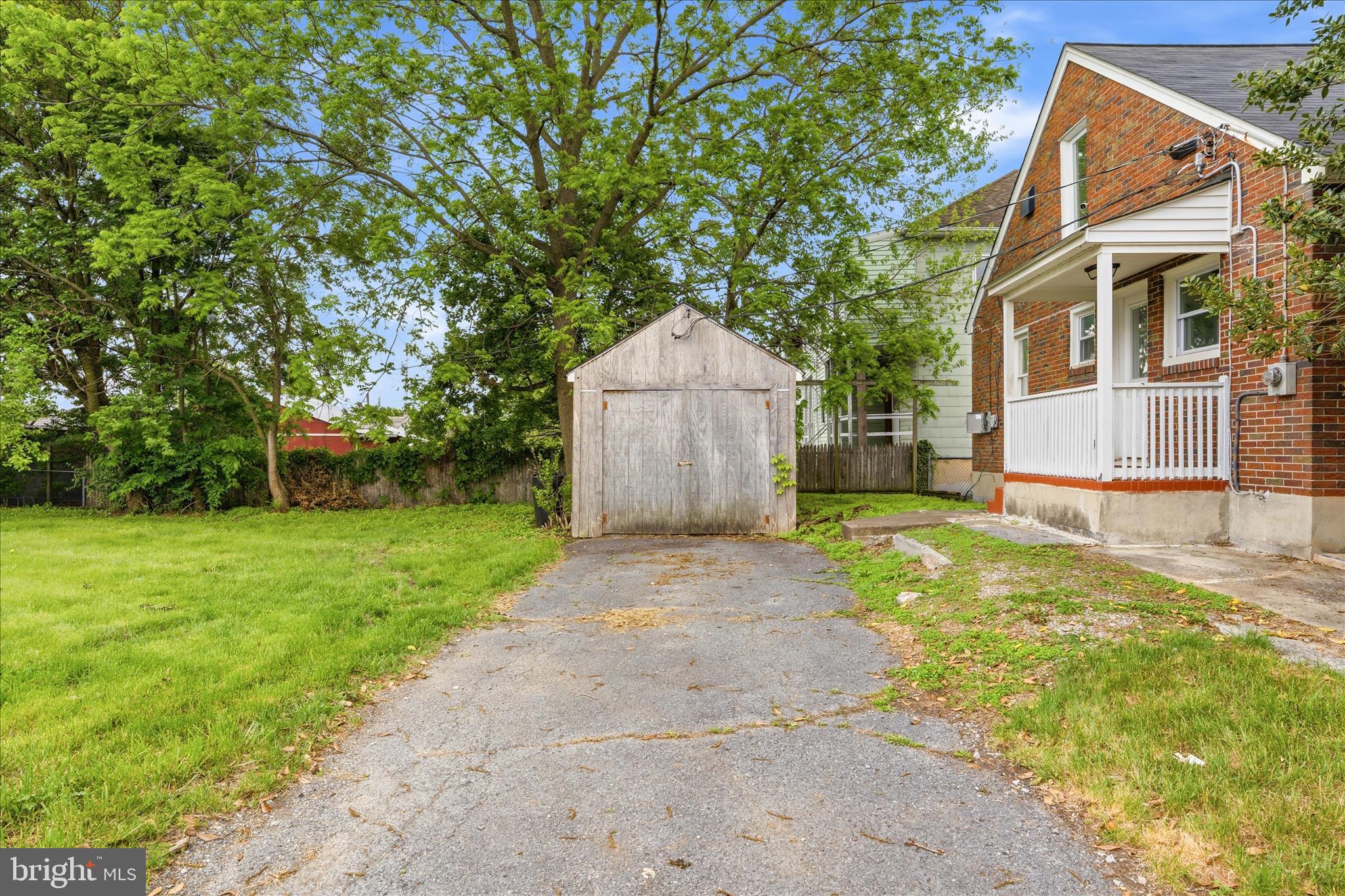 SOUTH HAGERSTOWN - Residential