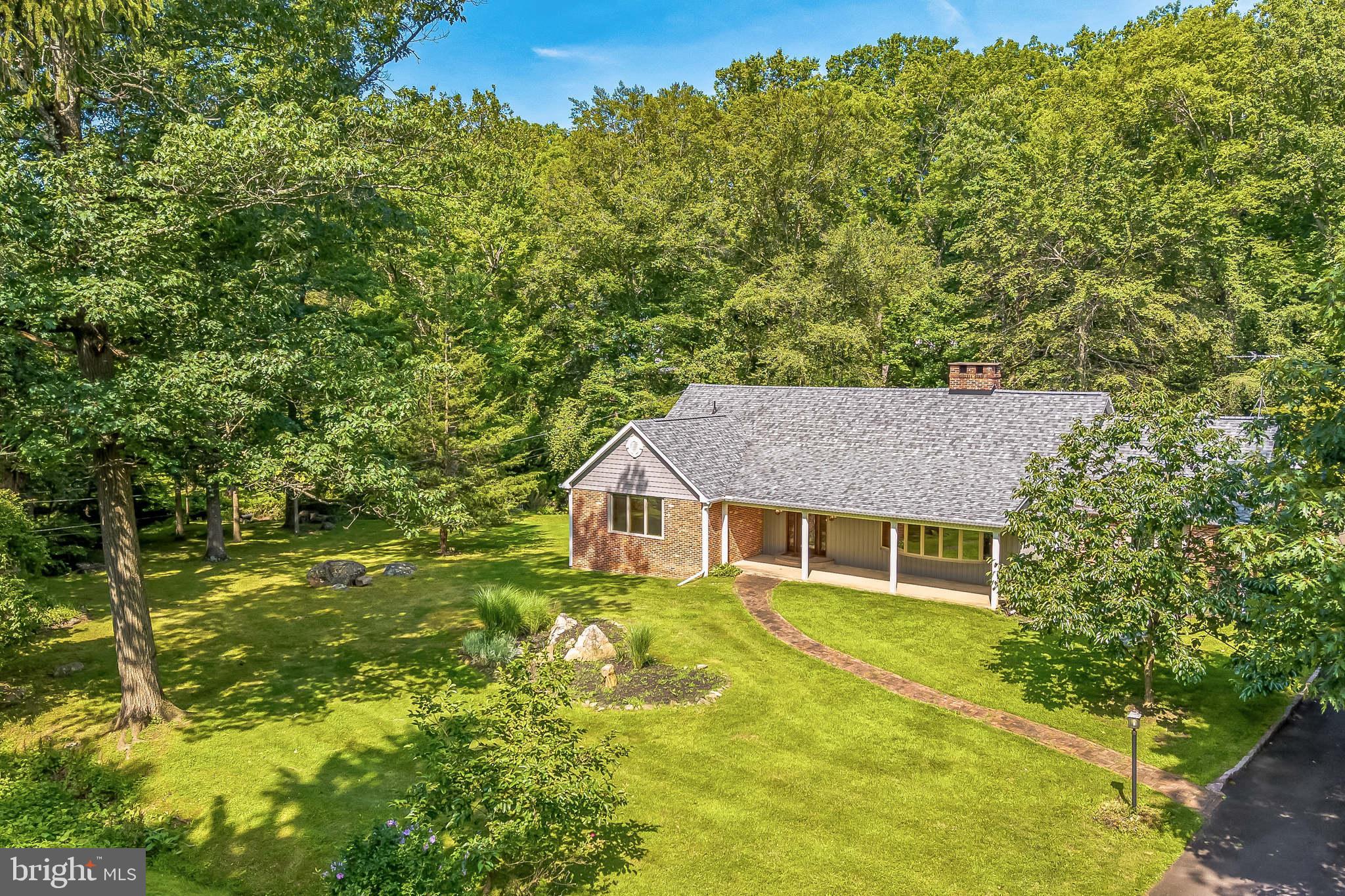 HUNTINGDON VALLEY - Residential Lease