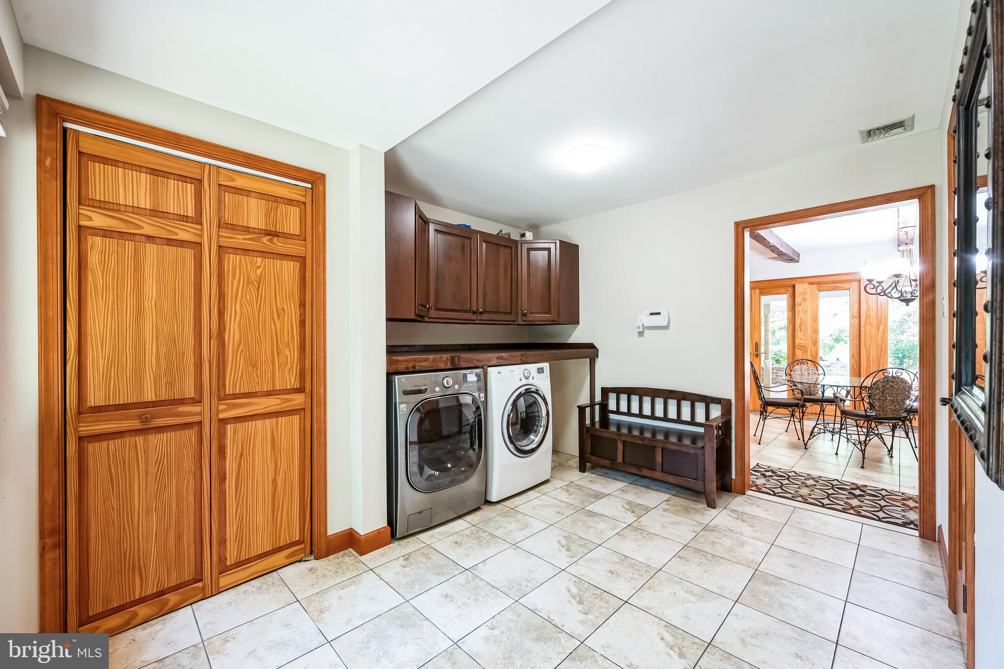 HUNTINGDON VALLEY - Residential Lease