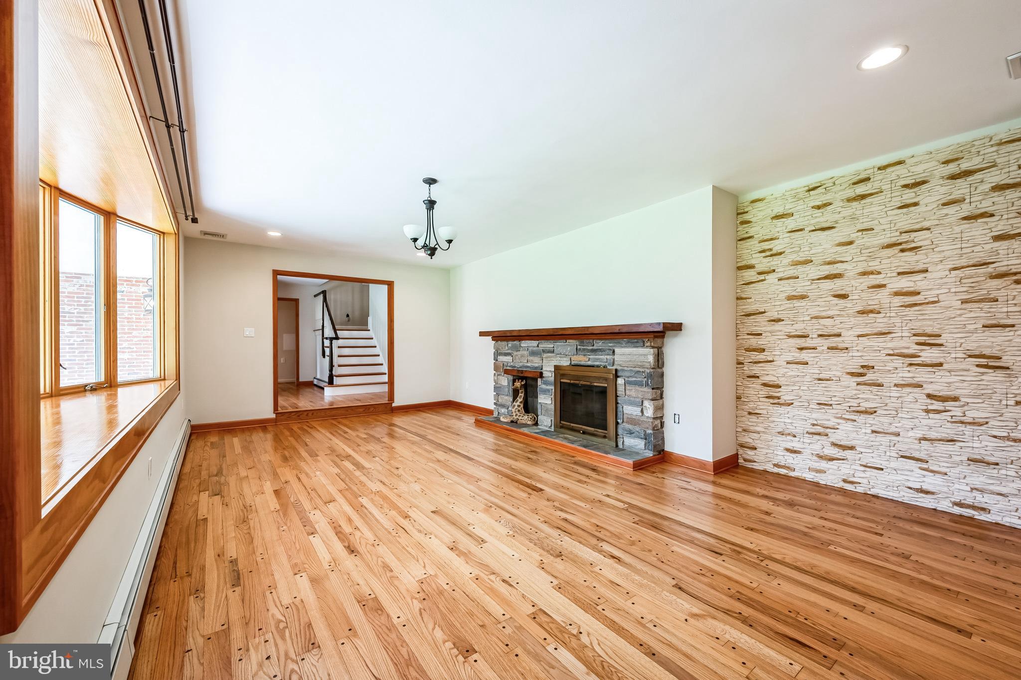 HUNTINGDON VALLEY - Residential Lease