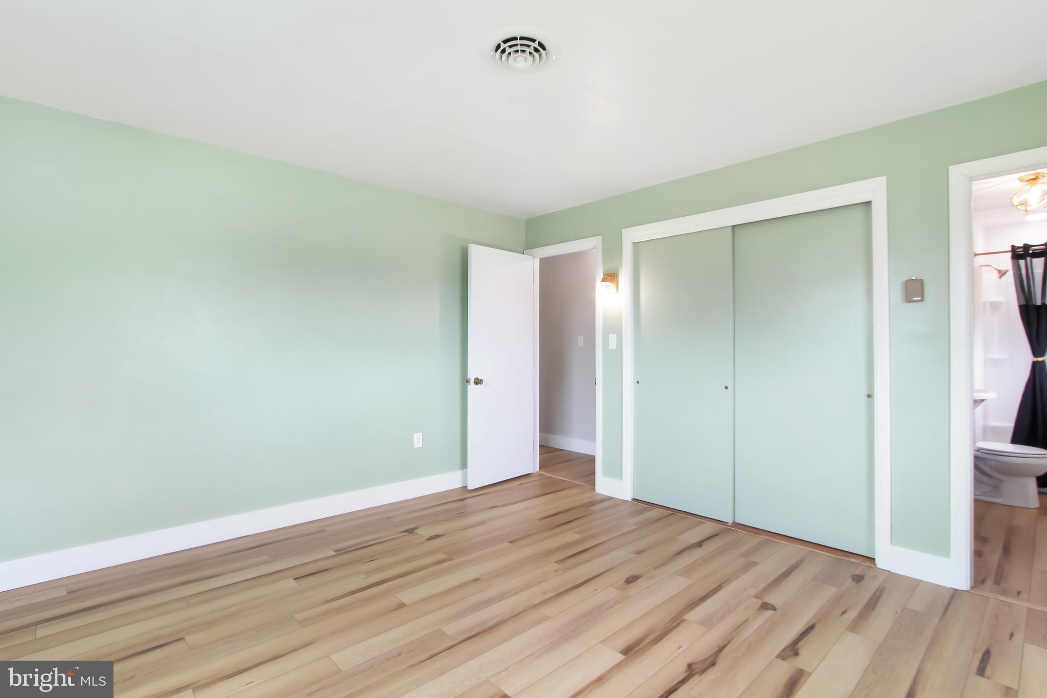 EAST MANCHESTER - Residential