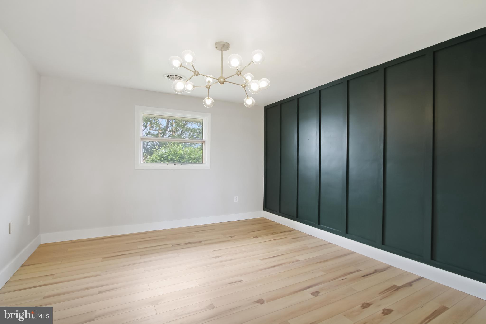 EAST MANCHESTER - Residential