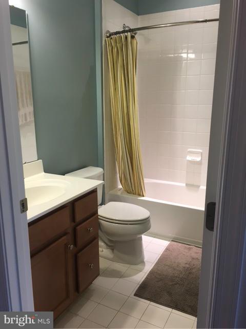 CLARKSBURG VILLAGE - Residential Lease