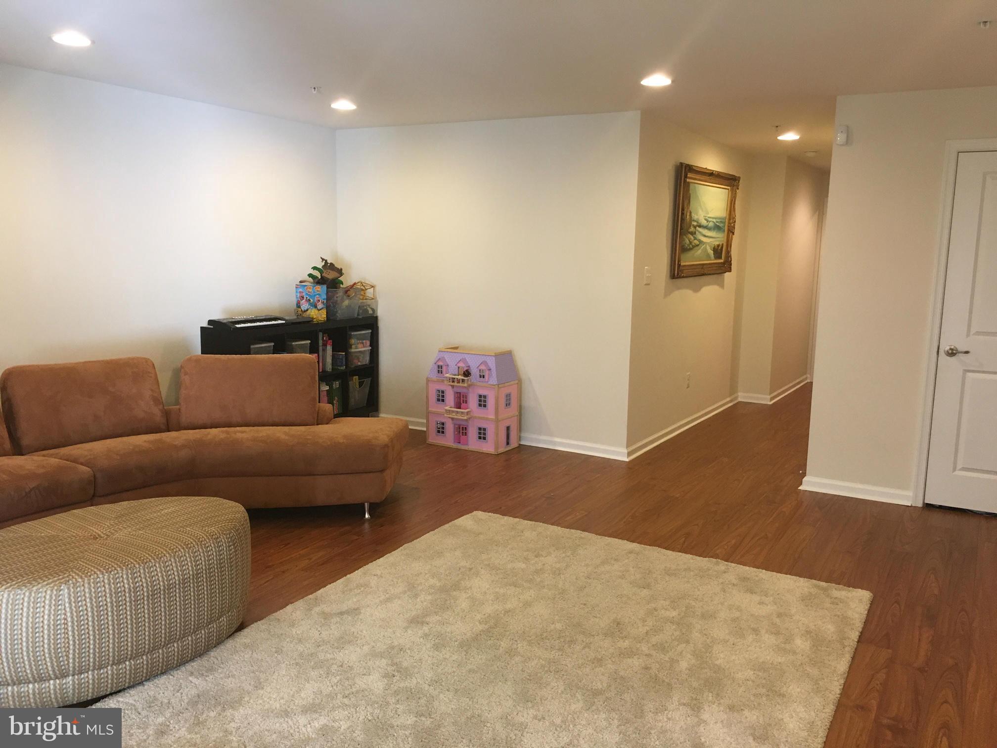 CLARKSBURG VILLAGE - Residential Lease