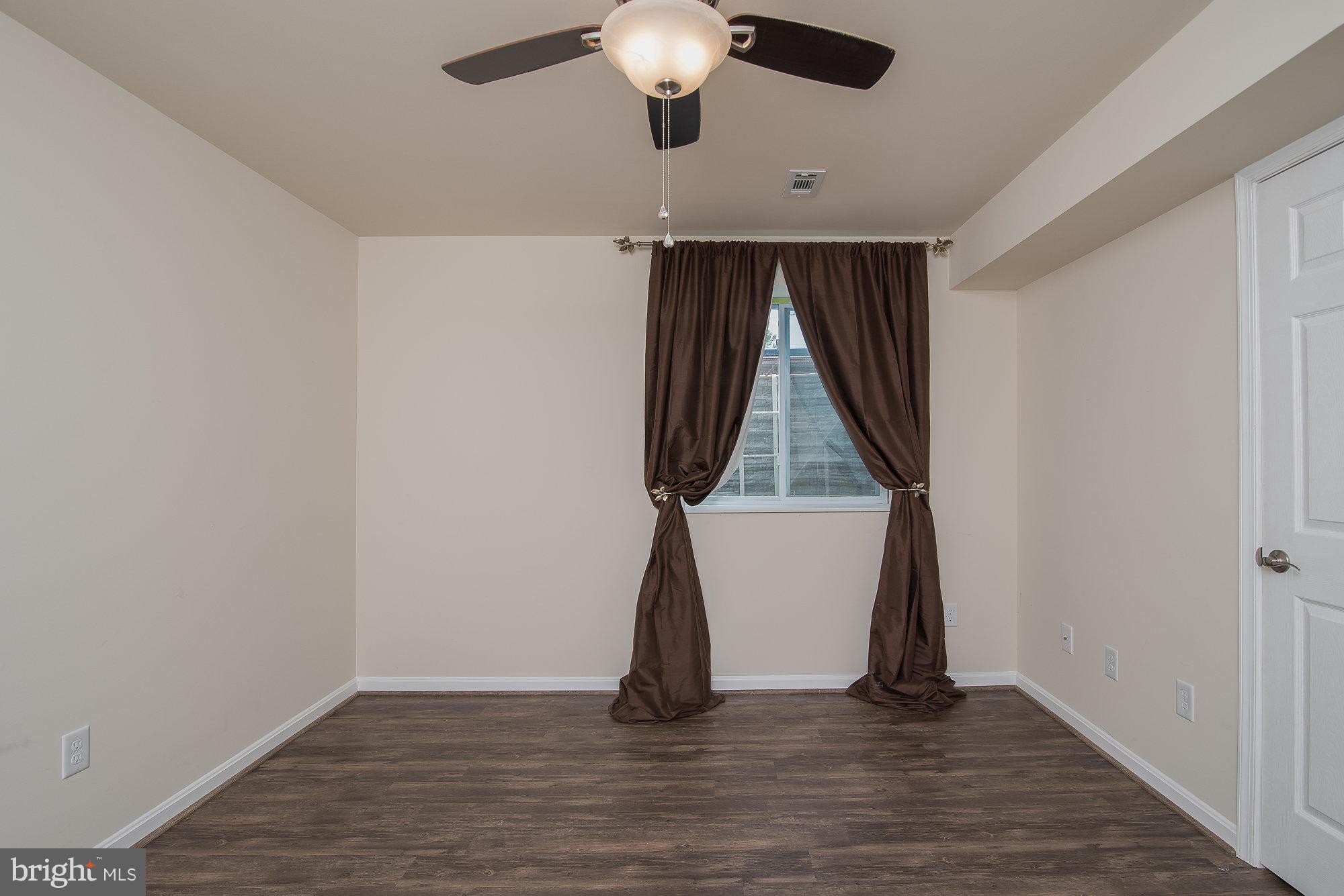 BROOKSIDE - Residential