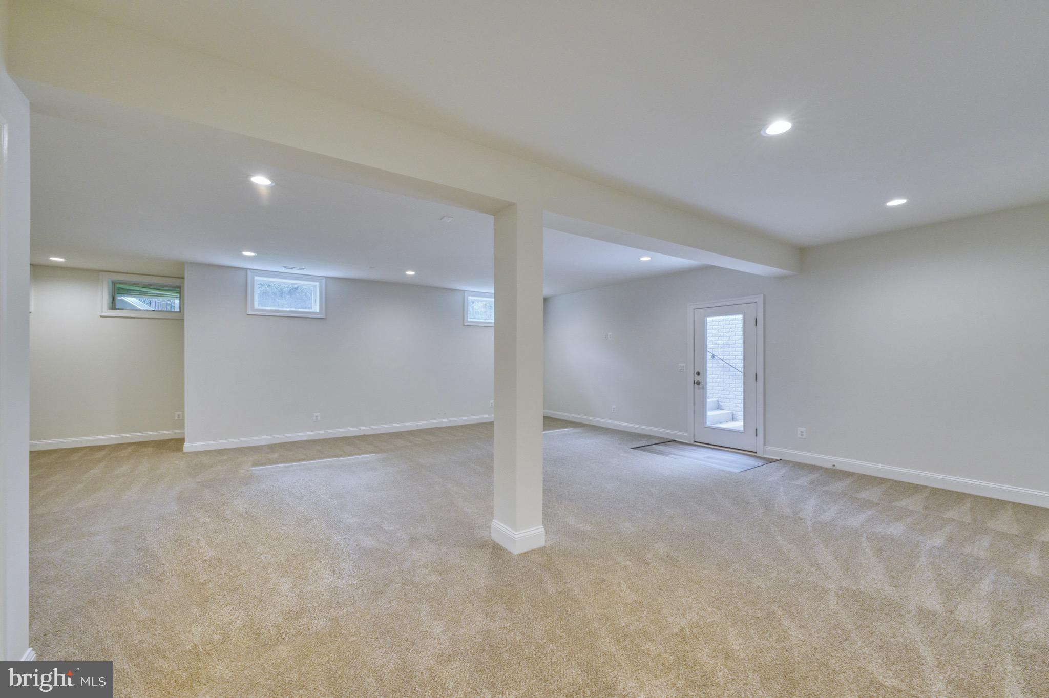 MANTUA - Residential