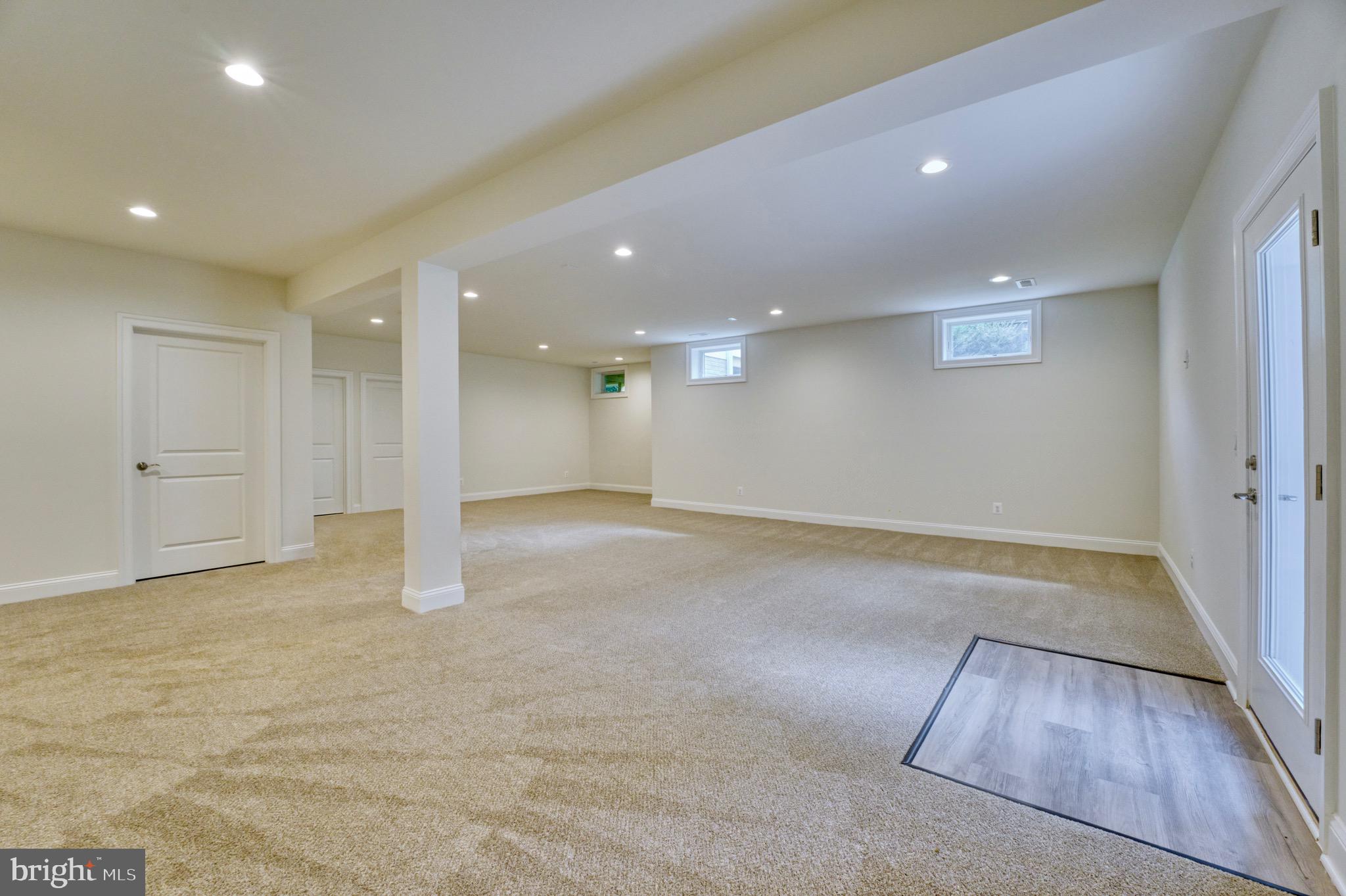 MANTUA - Residential