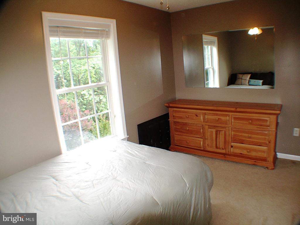 MILL CREEK - Residential