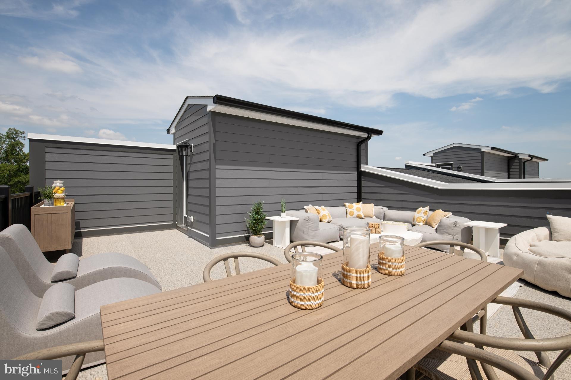 ONE LOUDOUN - Residential