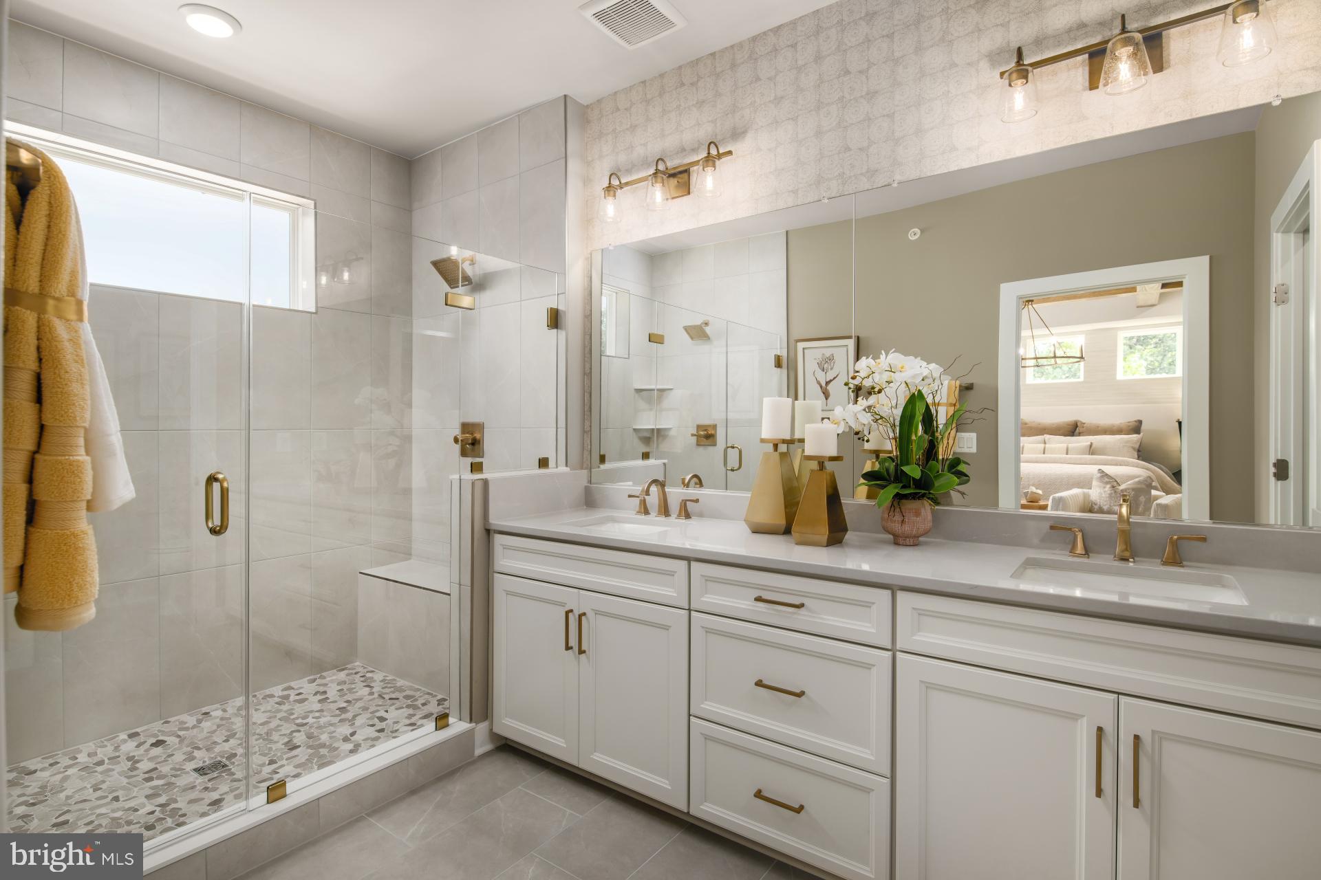 ONE LOUDOUN - Residential