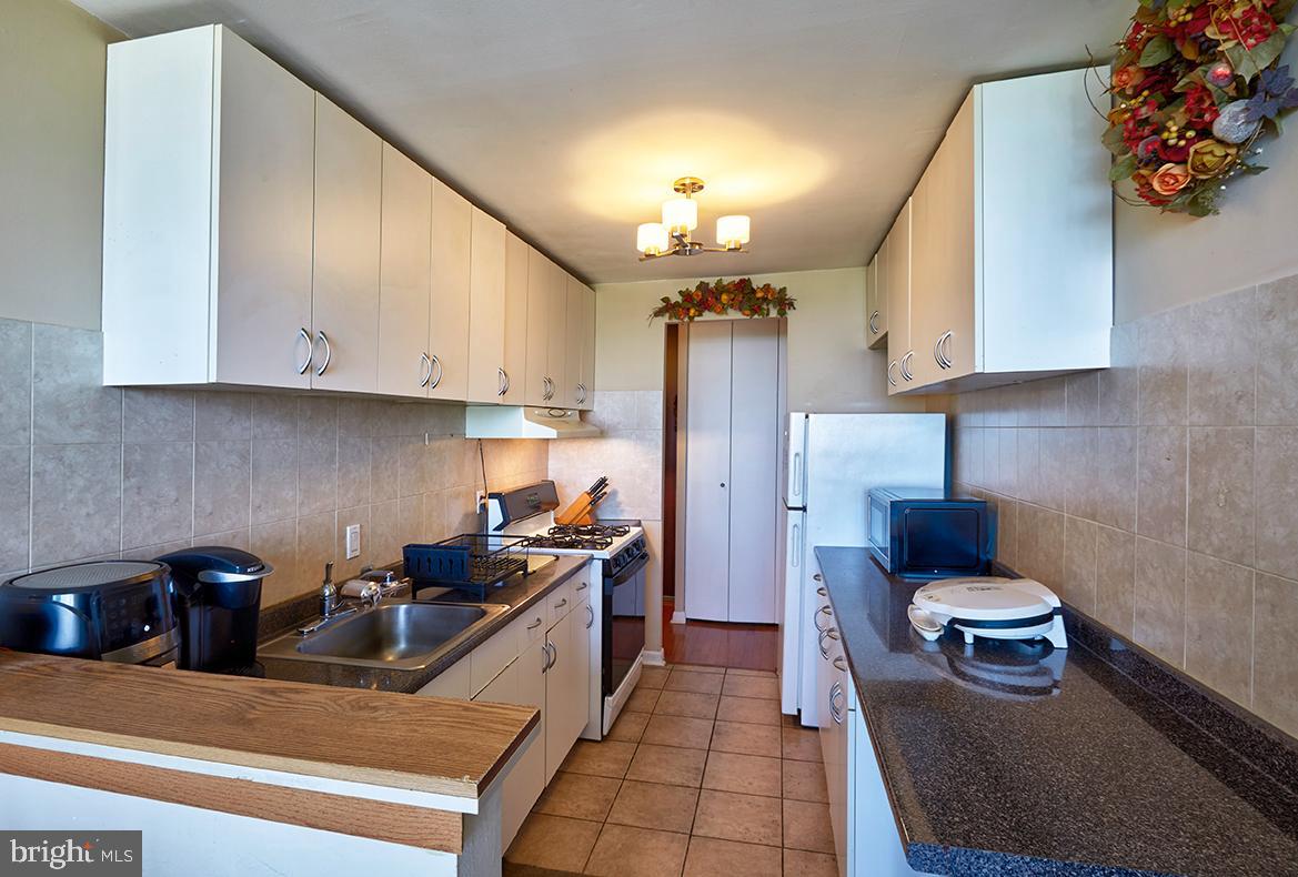 WYNNEFIELD HEIGHTS - Residential