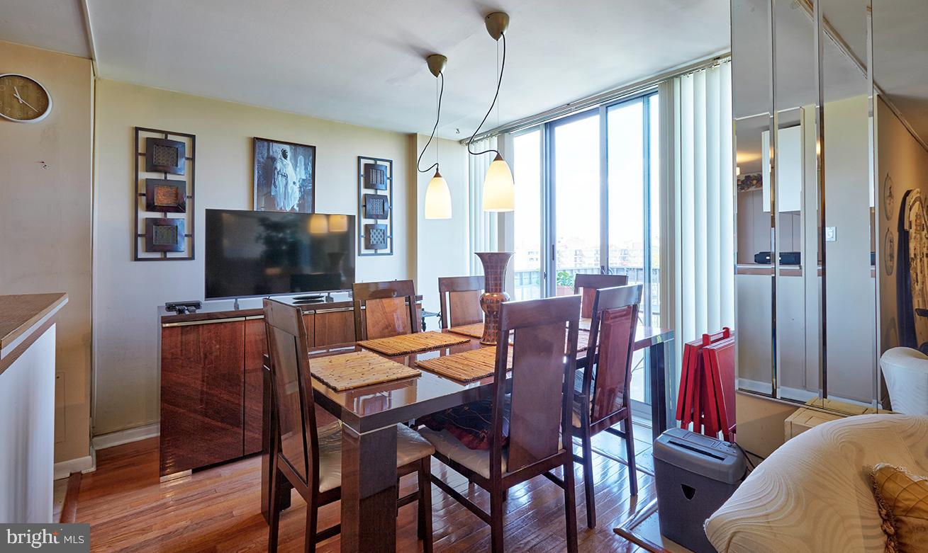 WYNNEFIELD HEIGHTS - Residential