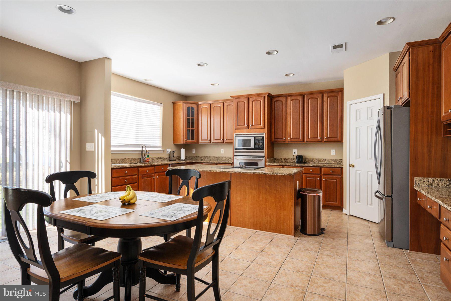 NORTH BROOK - Residential