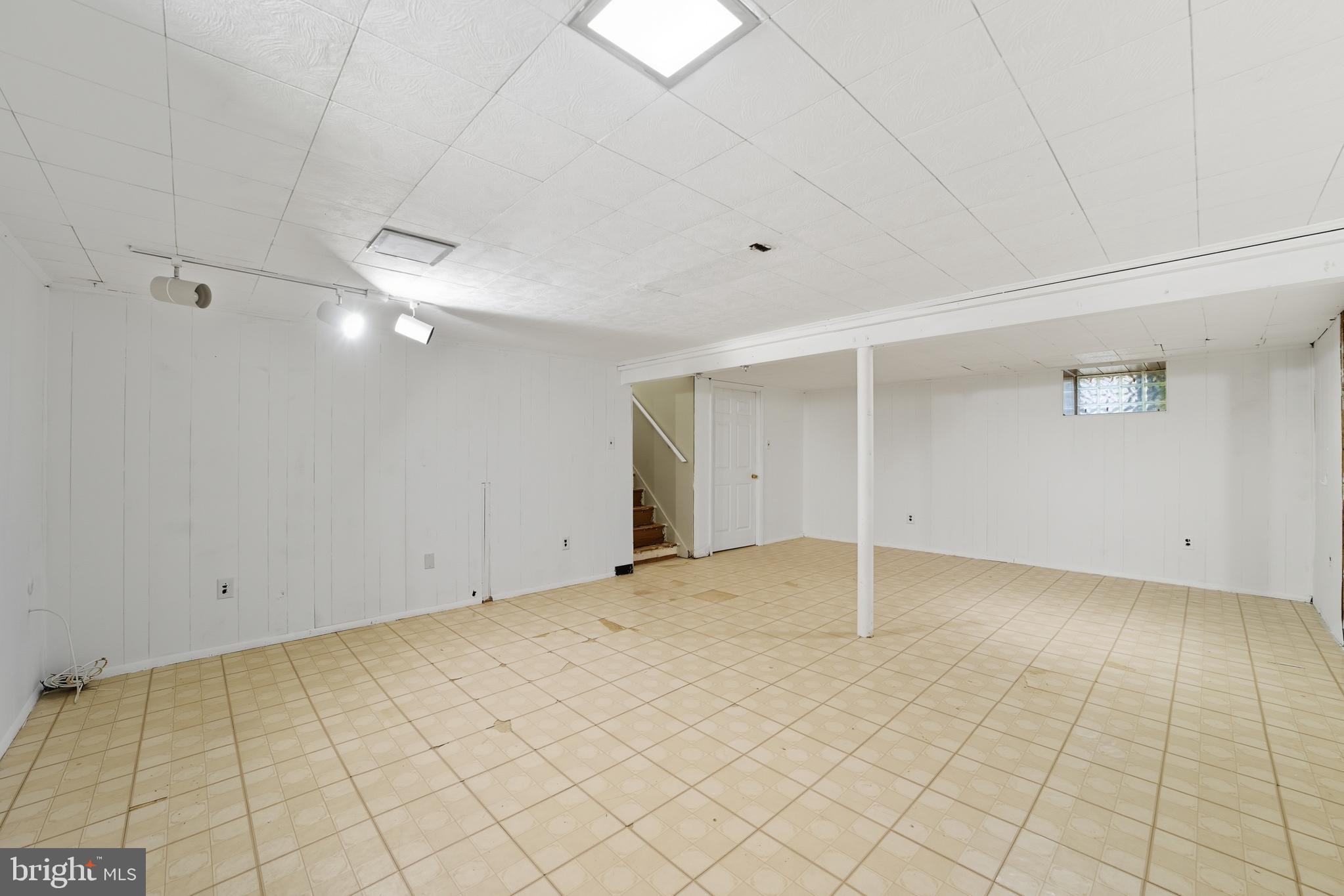 WILLOW GROVE - Residential