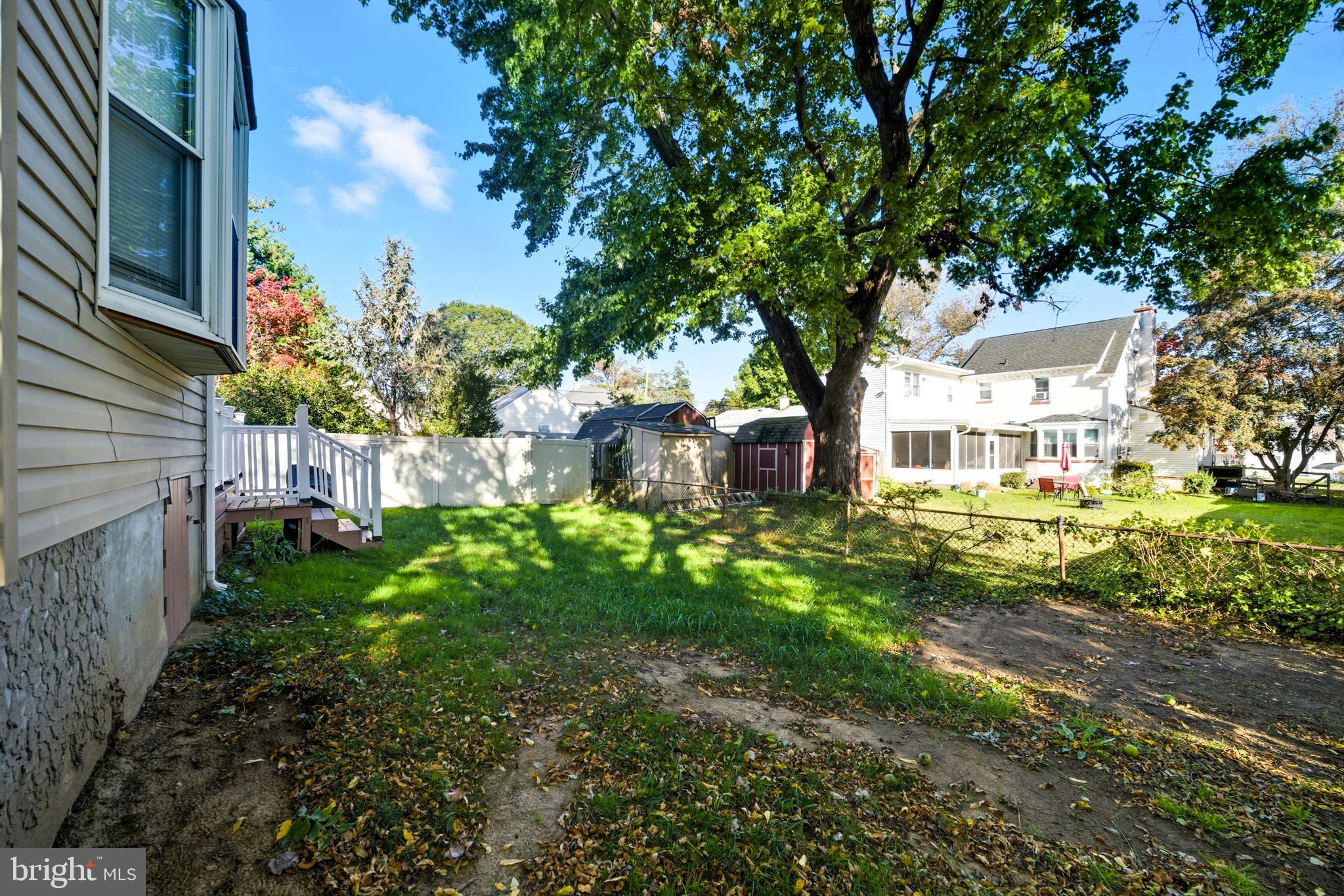 WILLOW GROVE - Residential