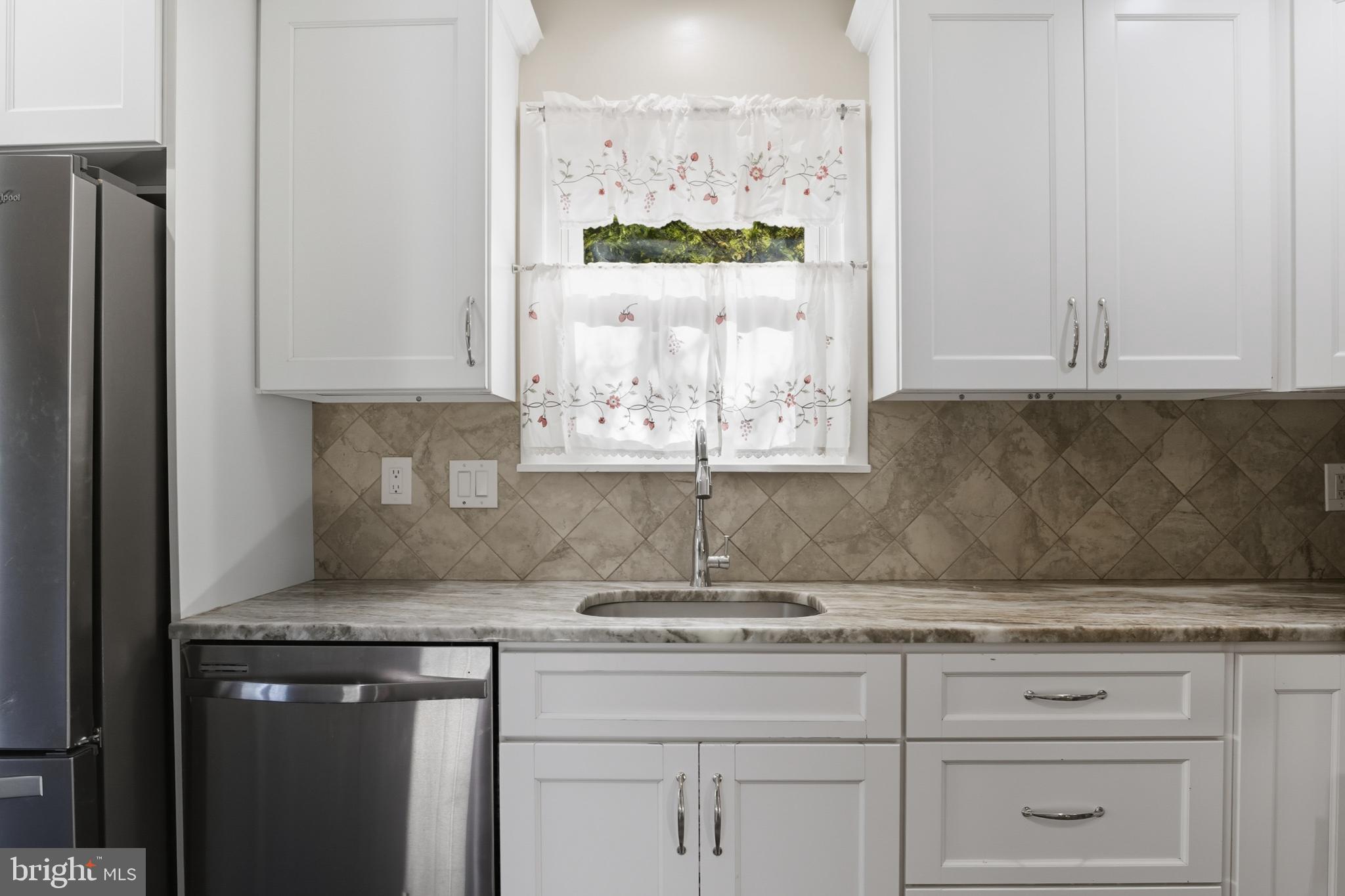 WILLOW GROVE - Residential