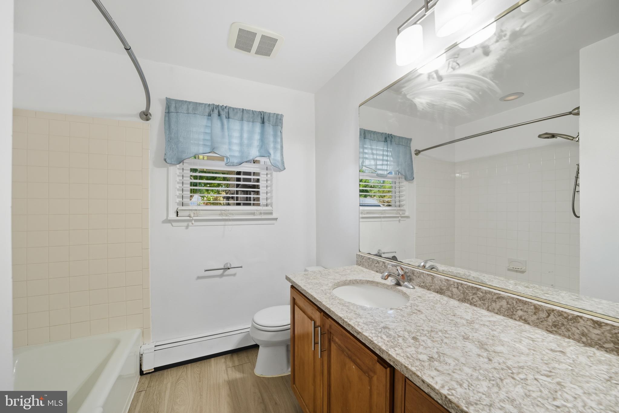 WILLOW GROVE - Residential