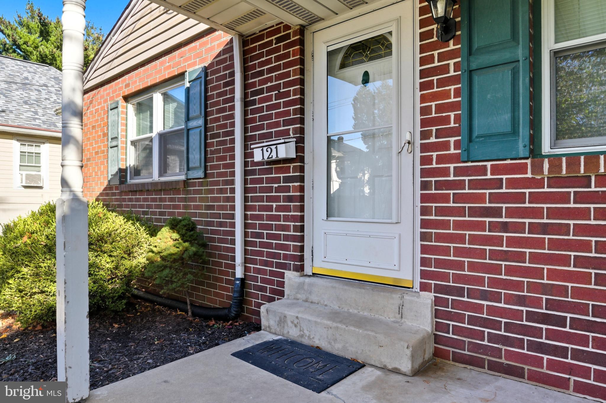 121 DALLAS ROAD