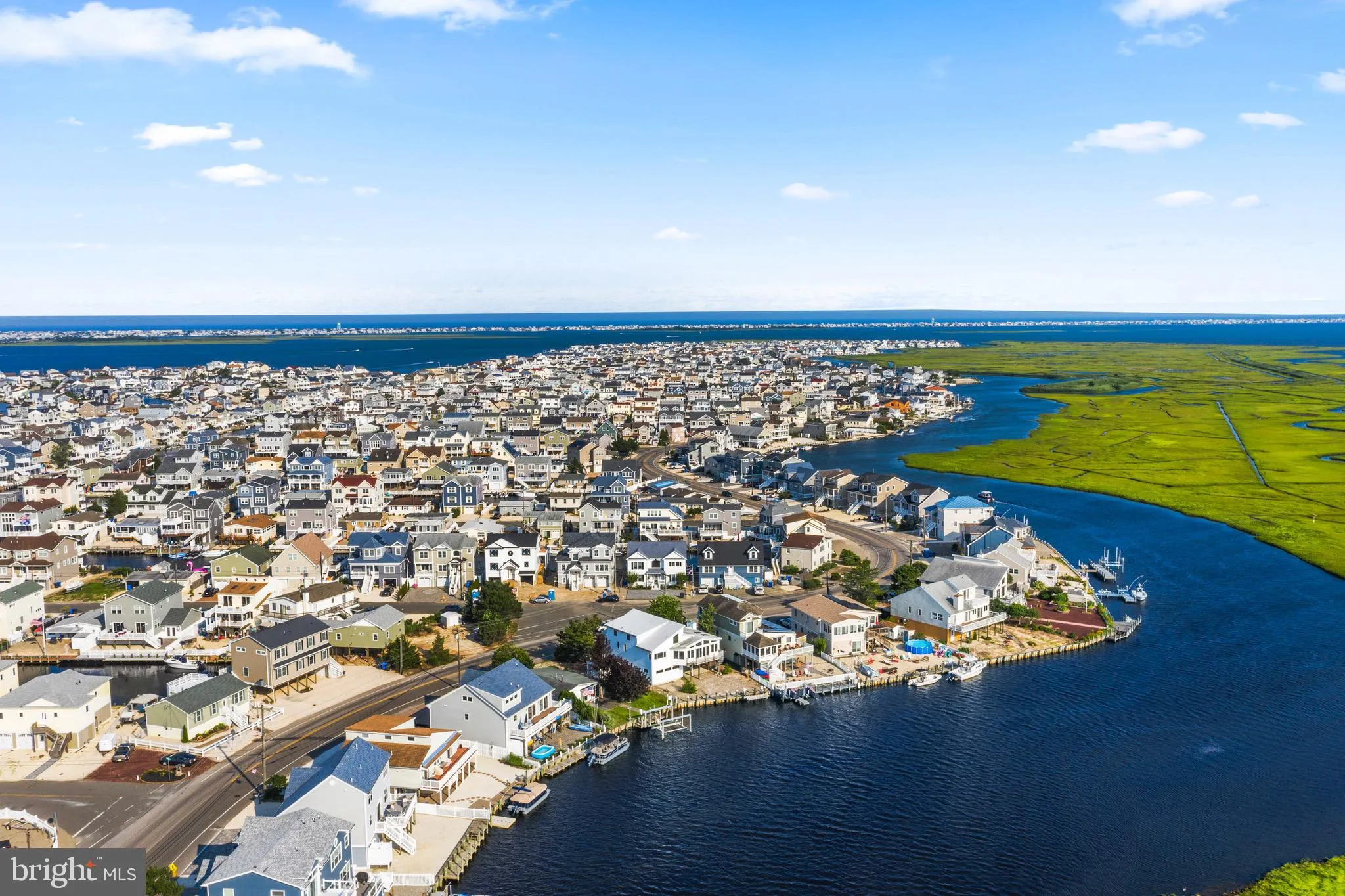 Manahawkin, New Jersey 08050, United States, 3 Bedrooms Bedrooms, ,2 BathroomsBathrooms,Residential,Pending,15502