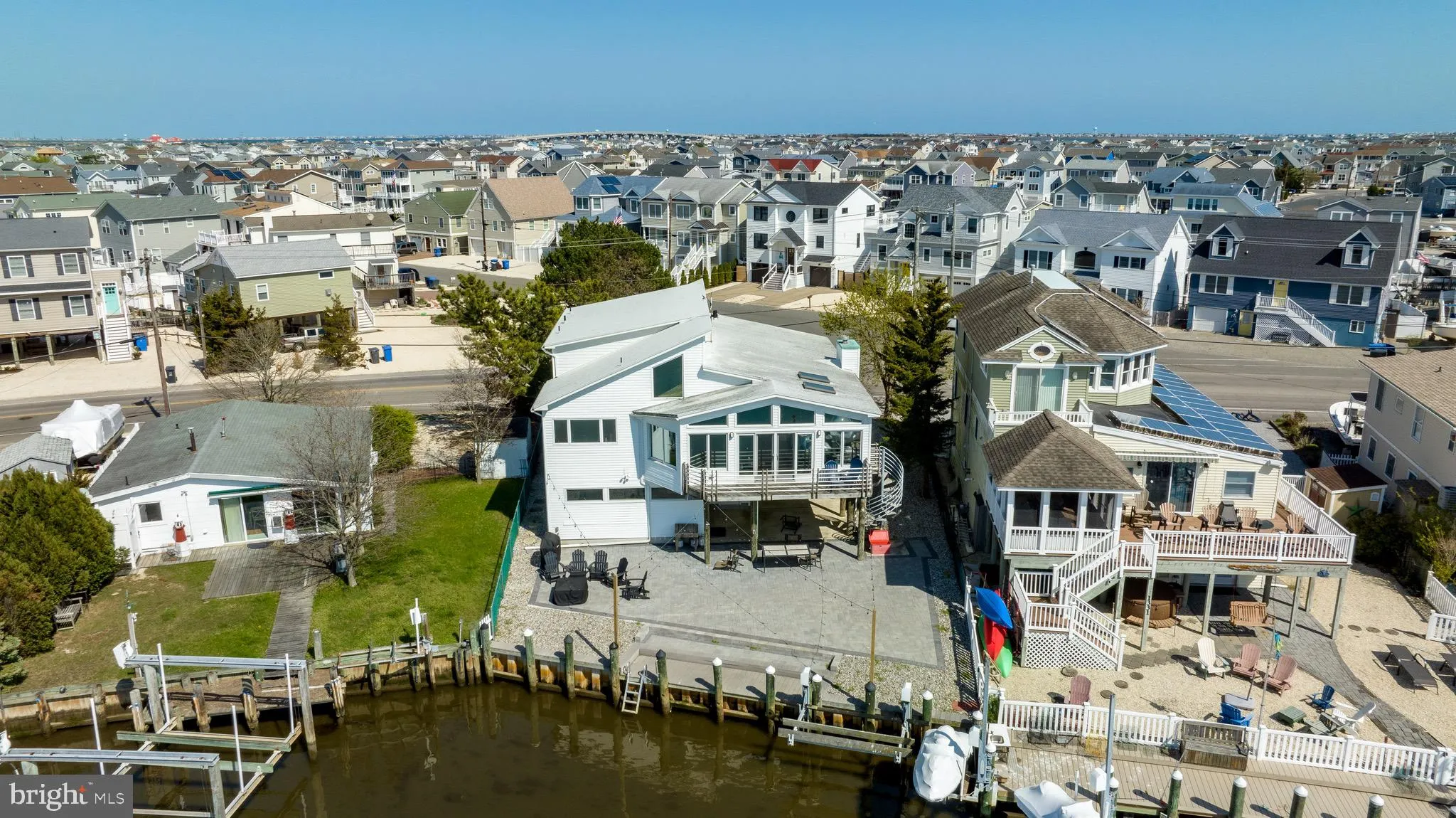 Manahawkin, New Jersey 08050, United States, 3 Bedrooms Bedrooms, ,2 BathroomsBathrooms,Residential,Pending,15502