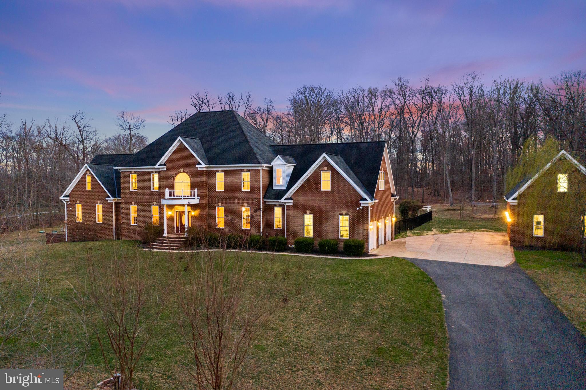 BRADDOCK WOODS - Residential