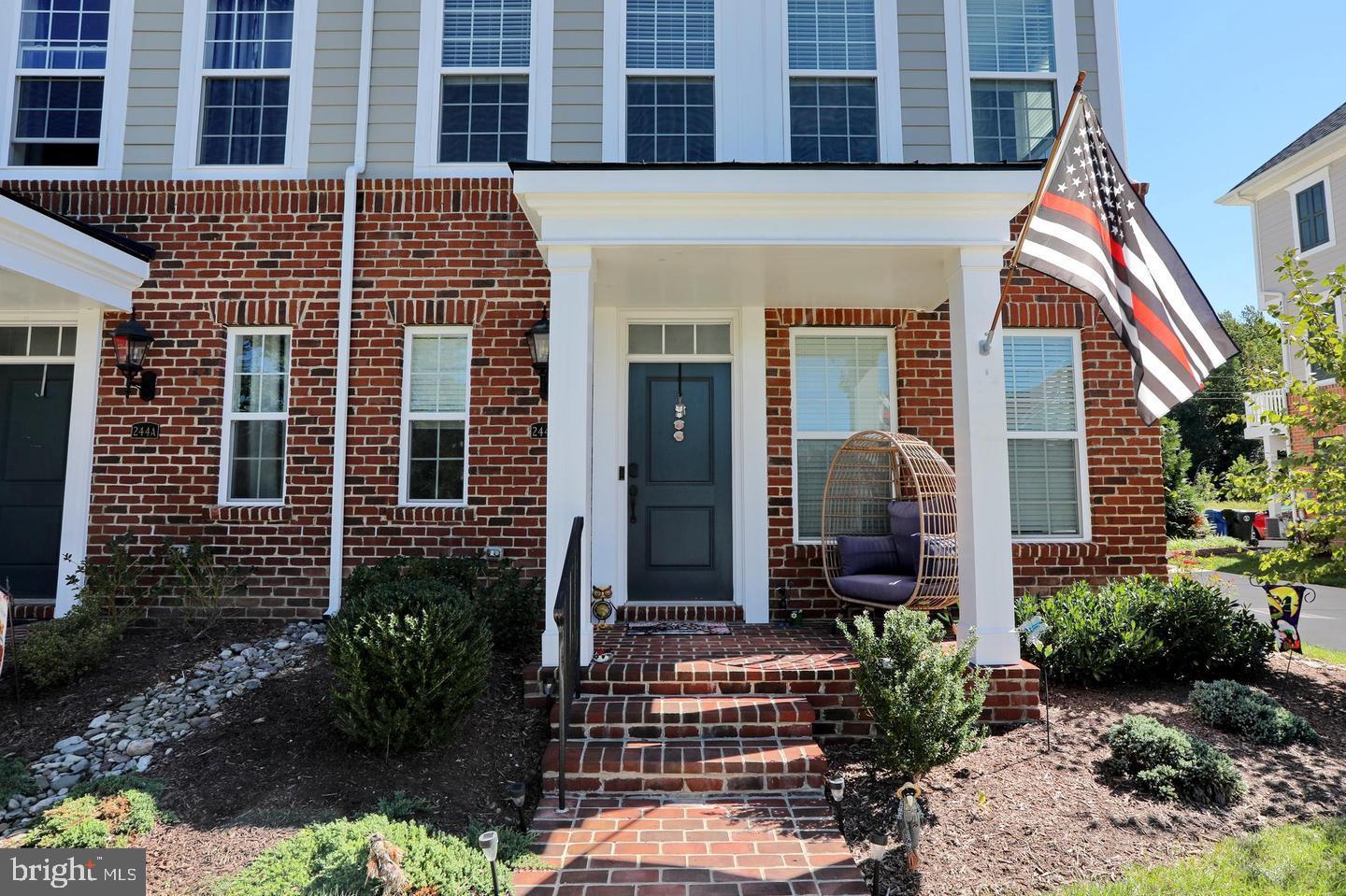 THE VILLAGES OF STEEPLEC - Residential Lease