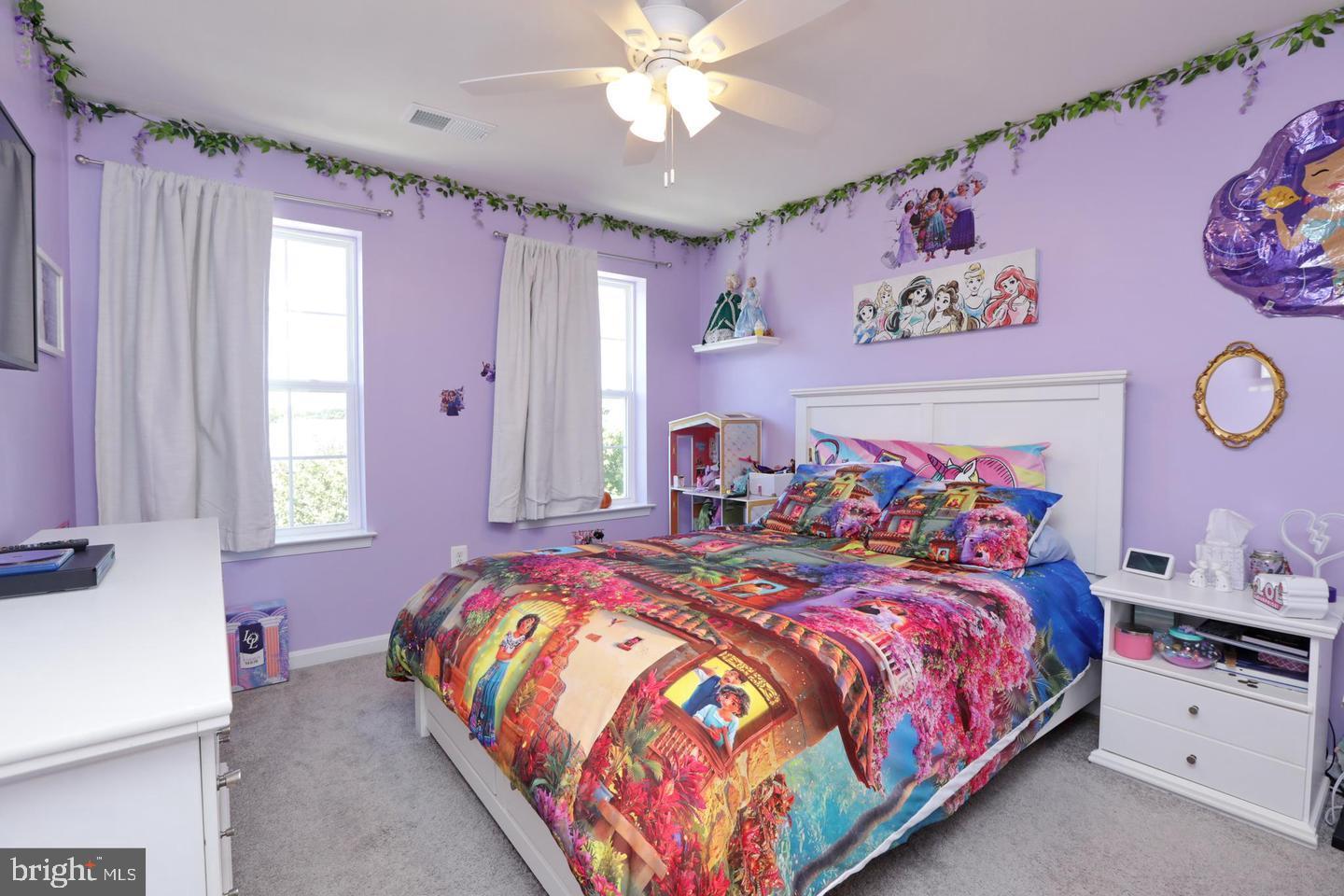 THE VILLAGES OF STEEPLEC - Residential Lease