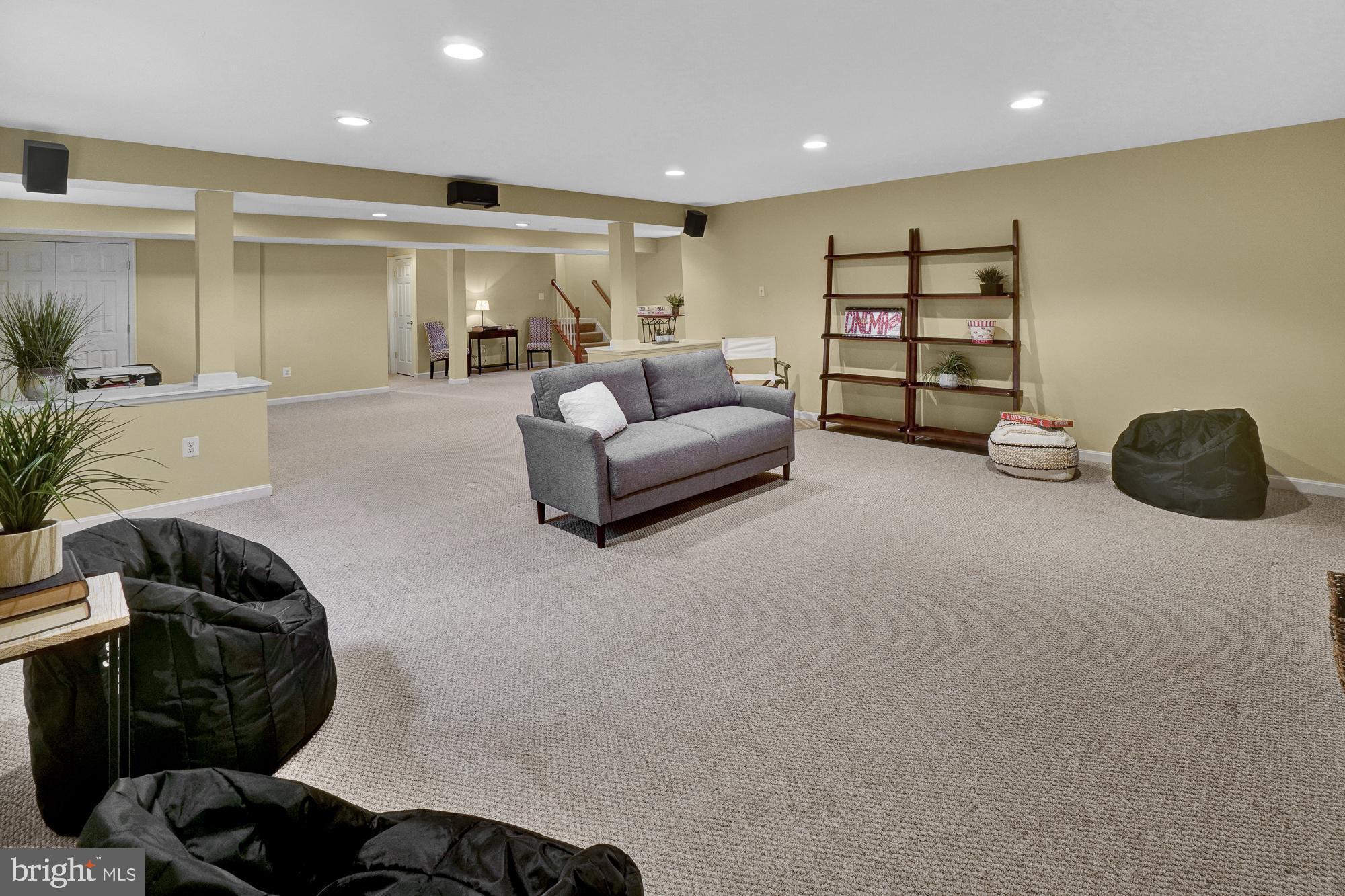 VILLAGES OF URBANA - Residential