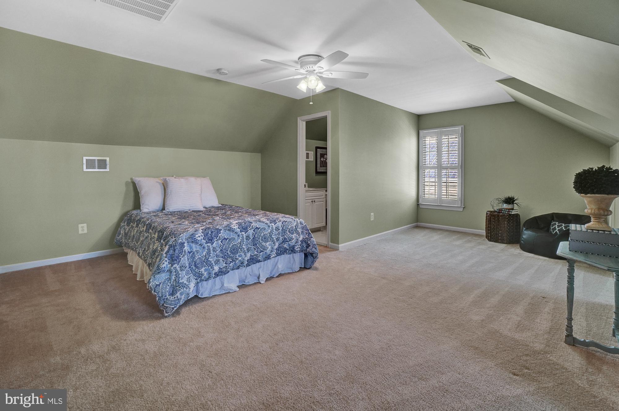 VILLAGES OF URBANA - Residential