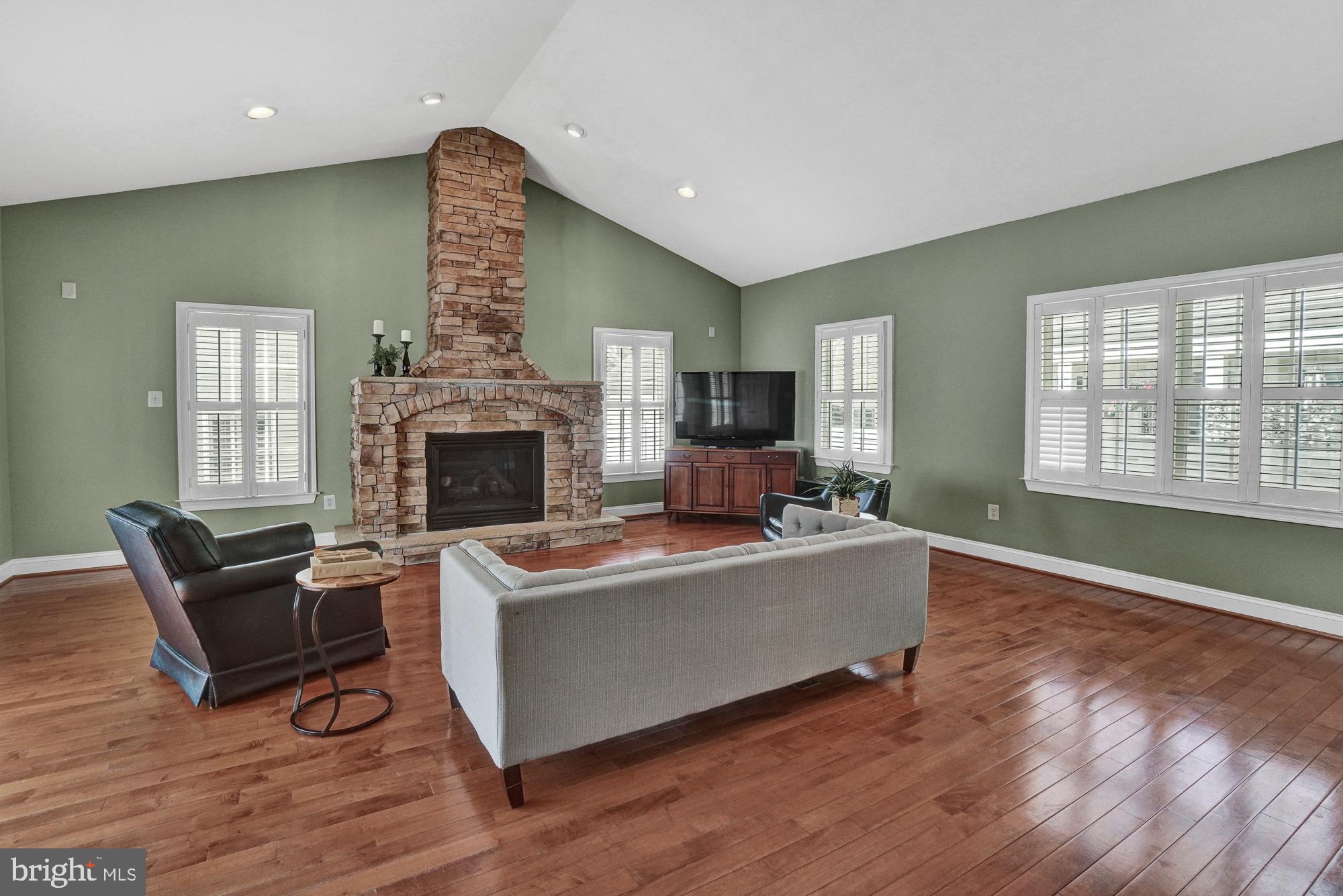 VILLAGES OF URBANA - Residential