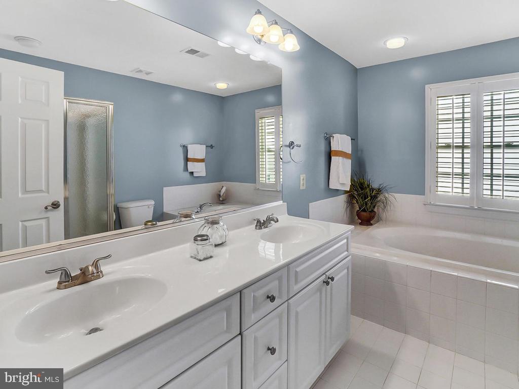 VILLAGES OF URBANA - Residential