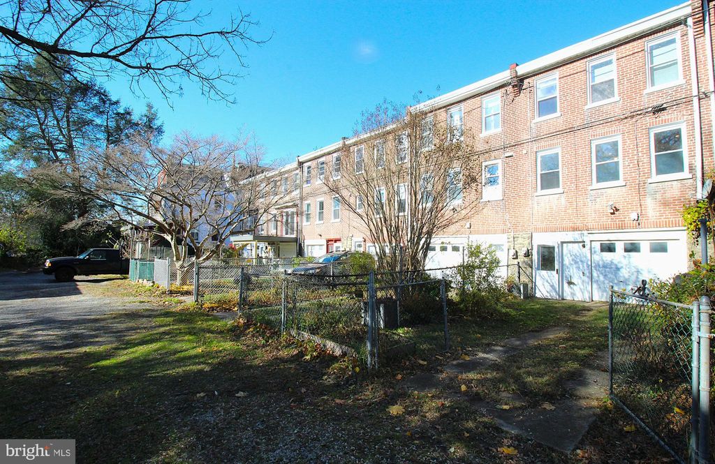 Photo of 256 Rochelle Avenue, PHILADELPHIA, PA 19128 (MLS # PAPH2562328)