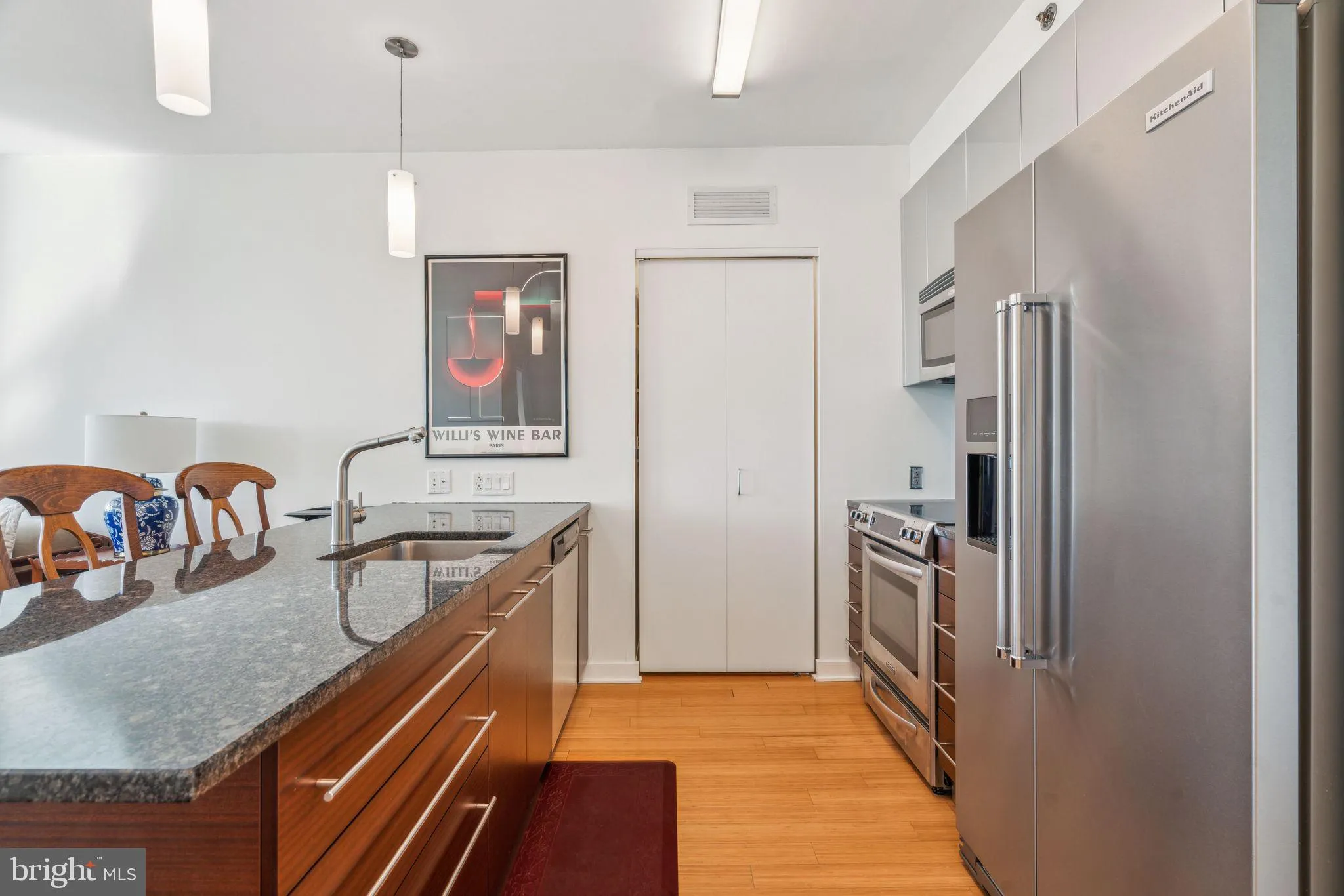Philadelphia, Pennsylvania 19103, United States, 1 Bedroom Bedrooms, ,1 BathroomBathrooms,Residential,Pending,118148