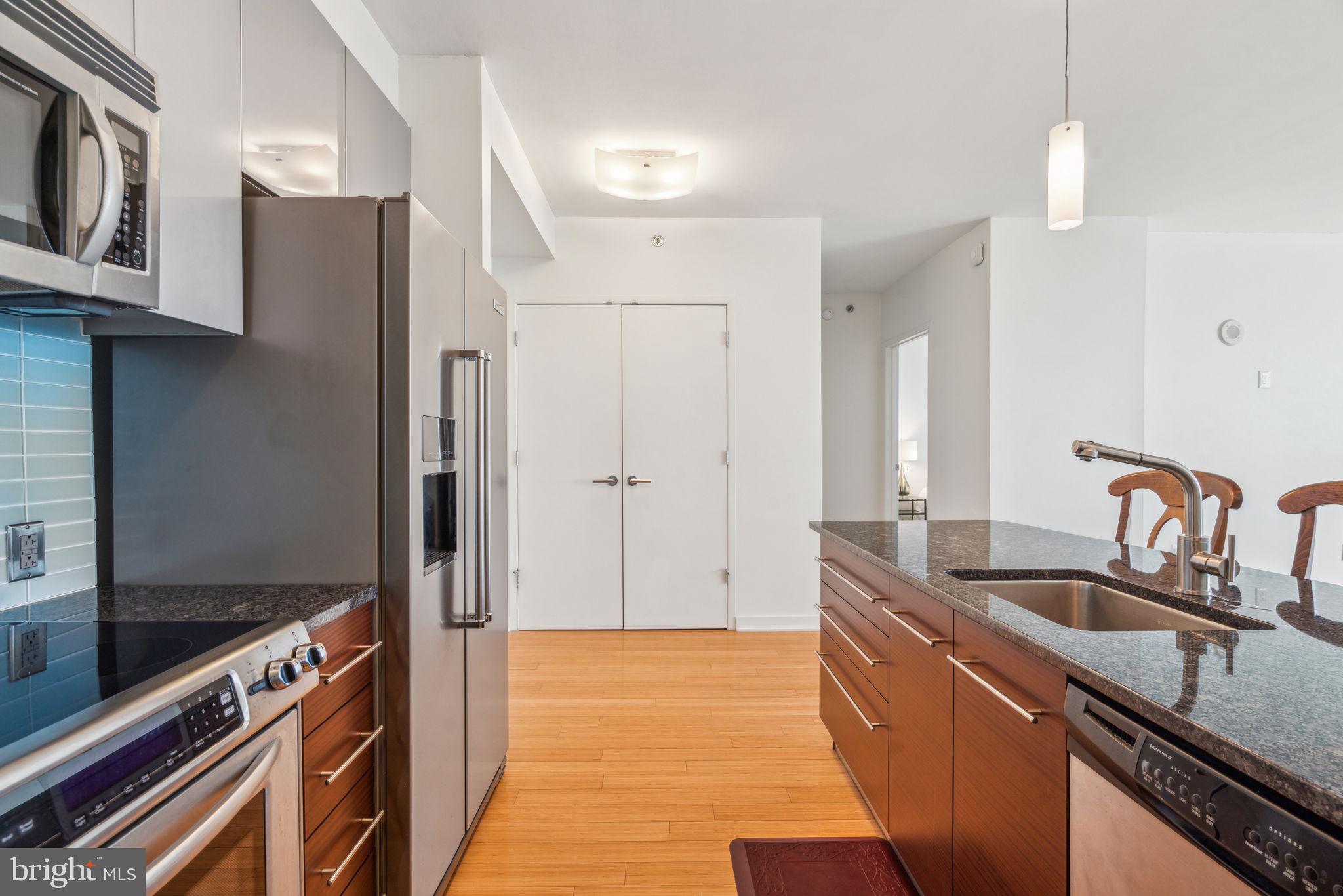 RITTENHOUSE SQUARE - Residential Lease