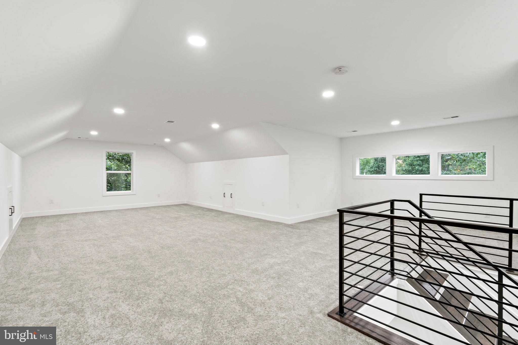 WOODLEY - Residential