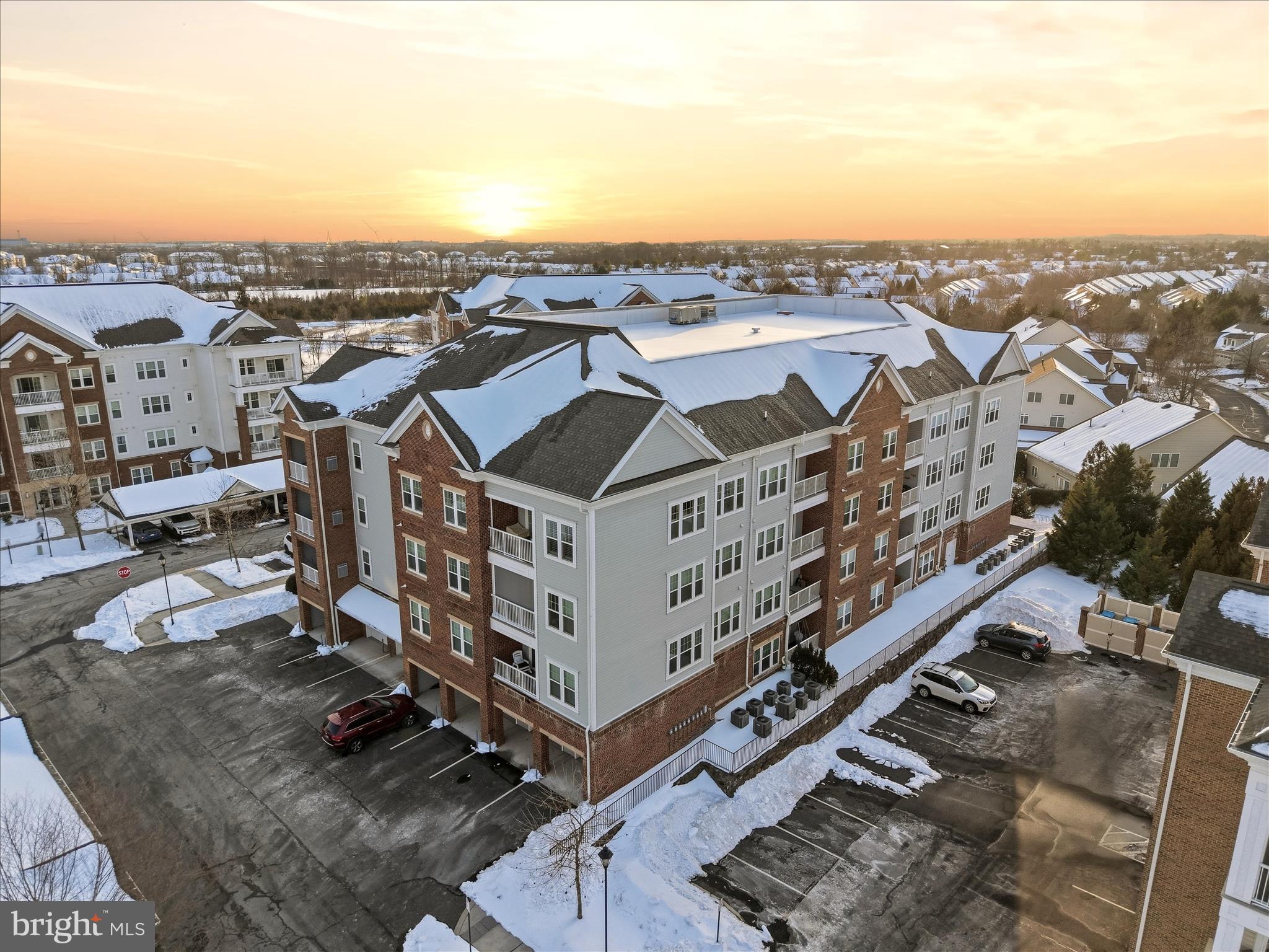 POTOMAC GREEN CONDOMINIUM - Residential