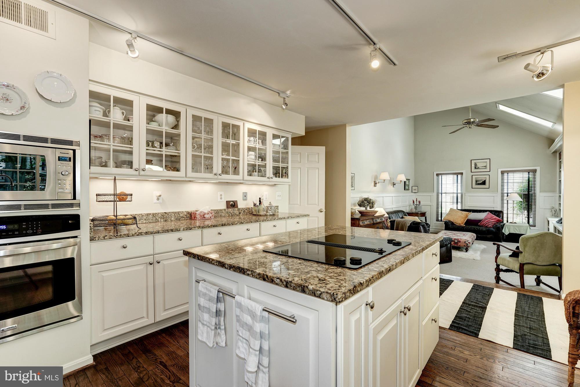 SOUTHPORT - Residential