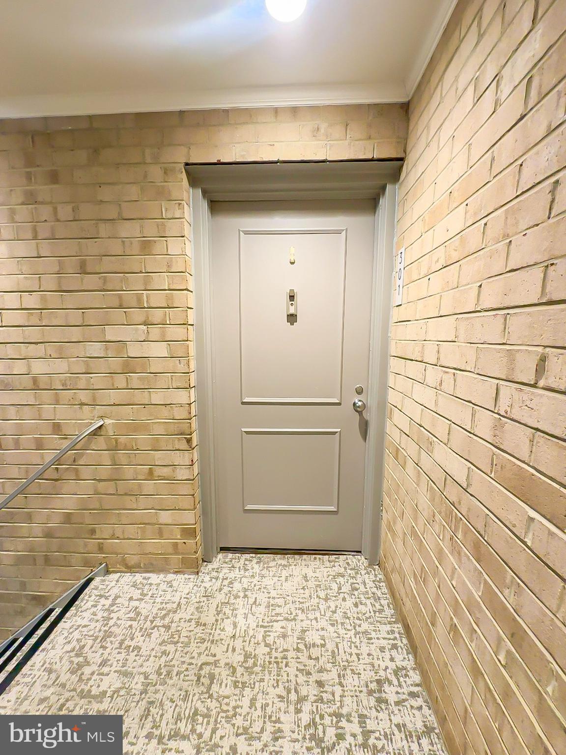 AMERICANA CENTRE - Residential Lease