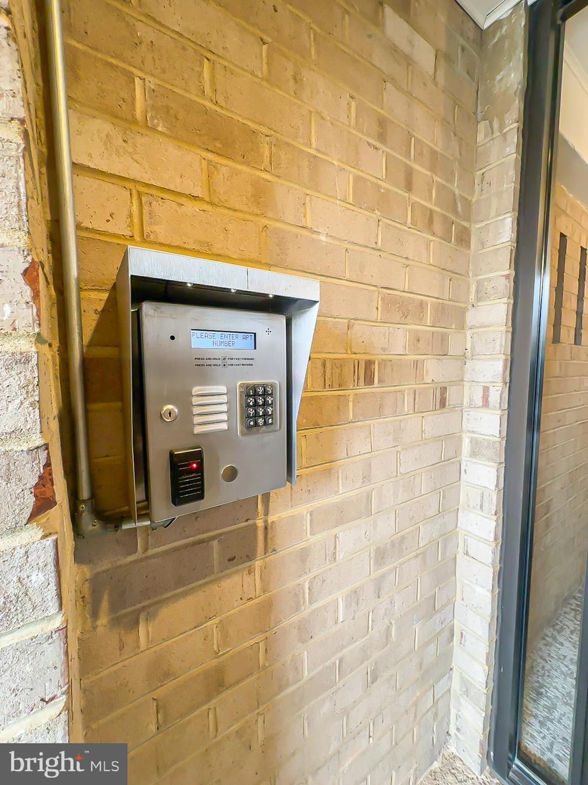 AMERICANA CENTRE - Residential Lease