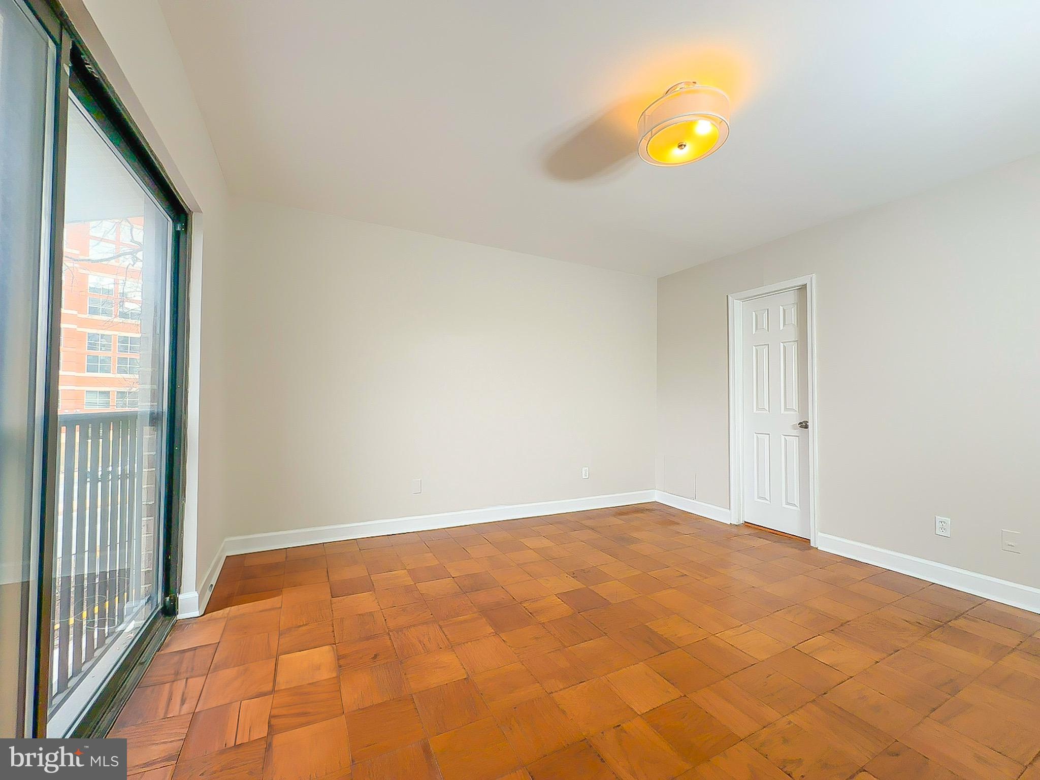 AMERICANA CENTRE - Residential Lease