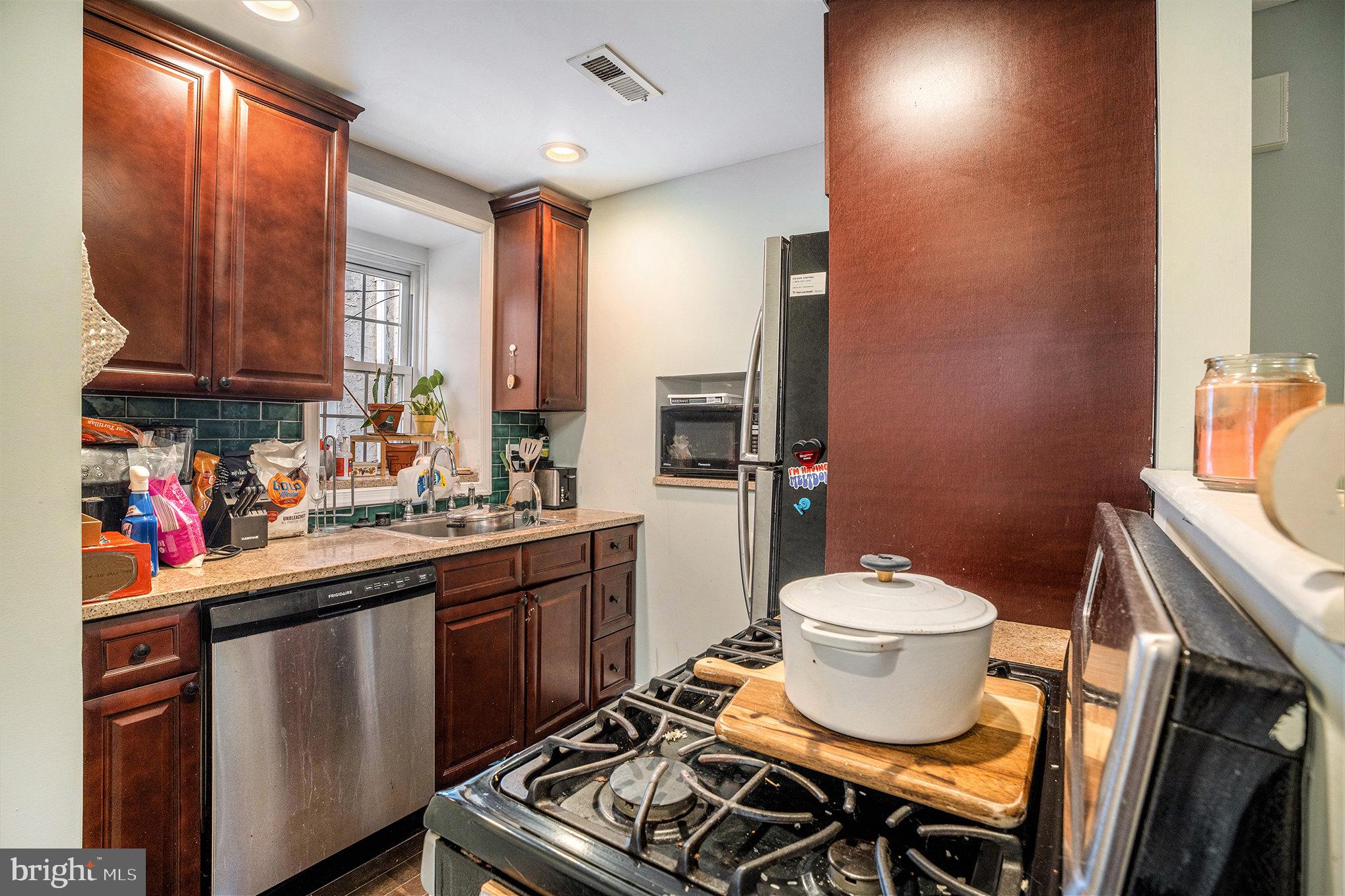 MANAYUNK - Commercial Sale