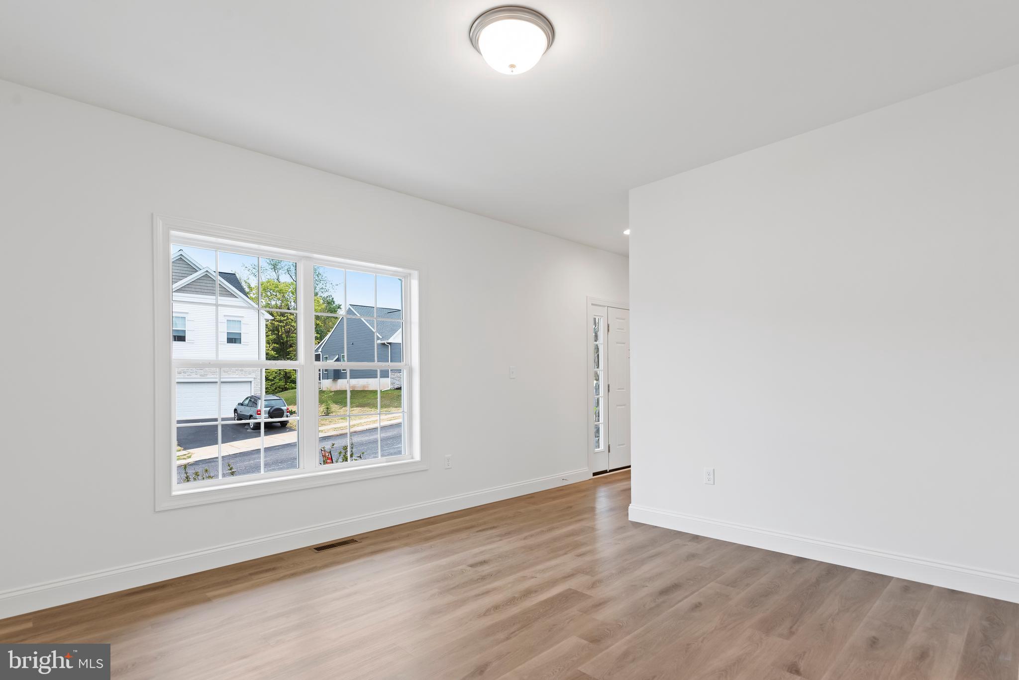 THE WOODS - Residential