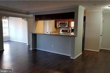 OVERLOOK - Residential Lease